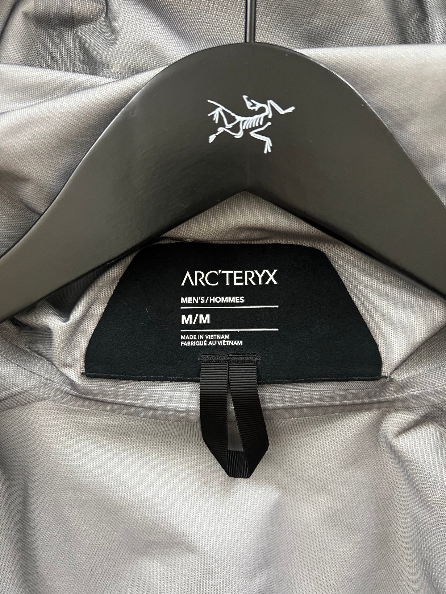 Arc’teryx Beta Lightweight Jacket Void Grey Men’s M Medium Gore-Tex RECCO