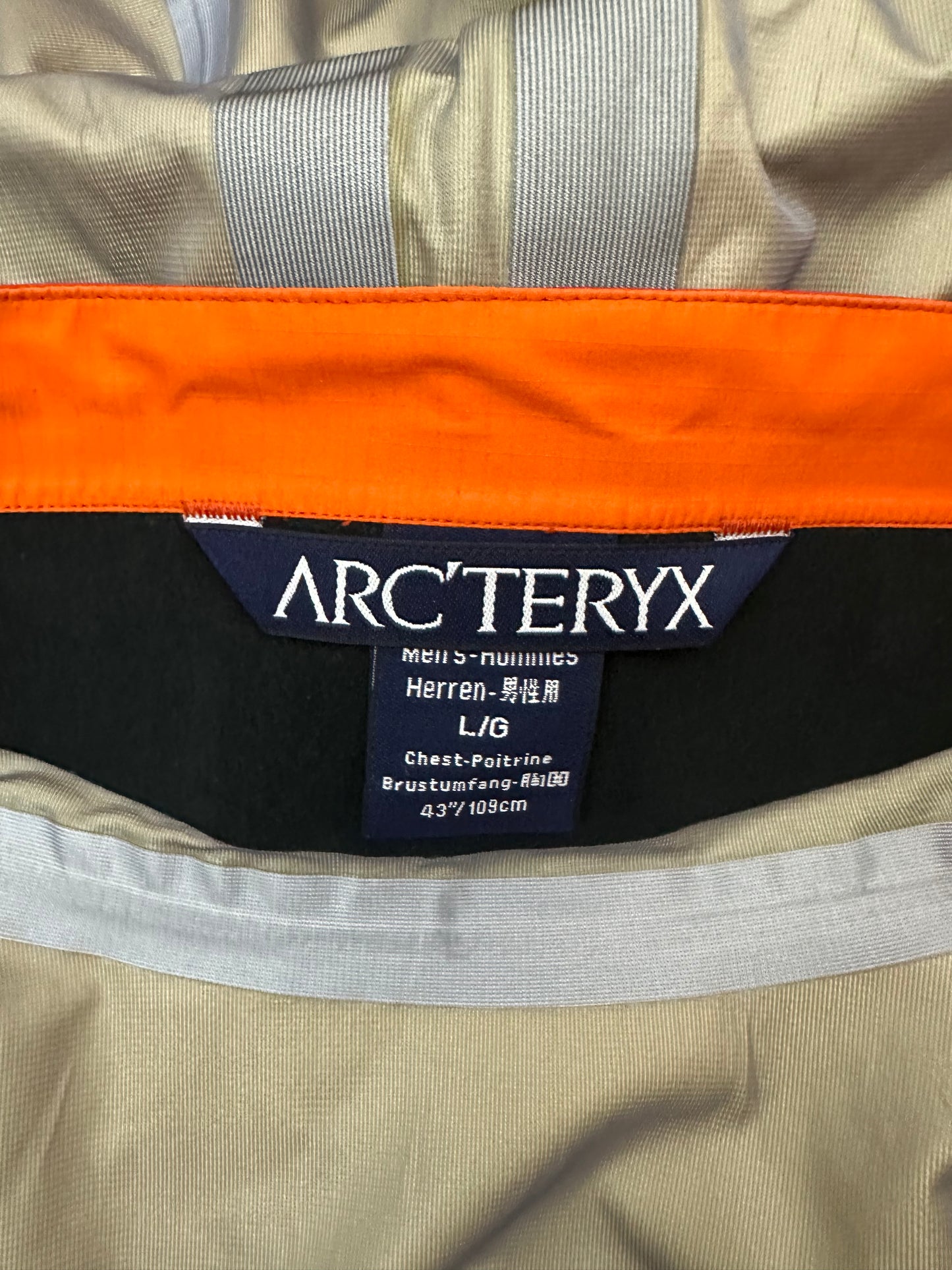 Arc’teryx Theta AR Jacket Gumbo Orange Men’s L Large Gore-Tex XCR