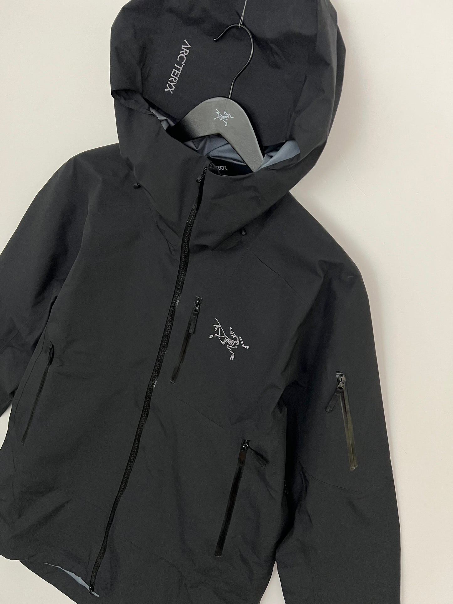 Arc’teryx Sabre SV Jacket Black Men’s M Medium Gore-Tex Pro RECCO