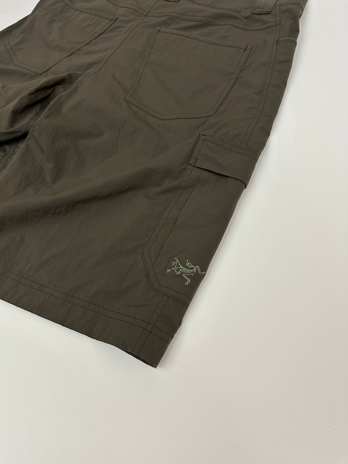 Arc’teryx Rampart Long Shorts Green Men’s 32
