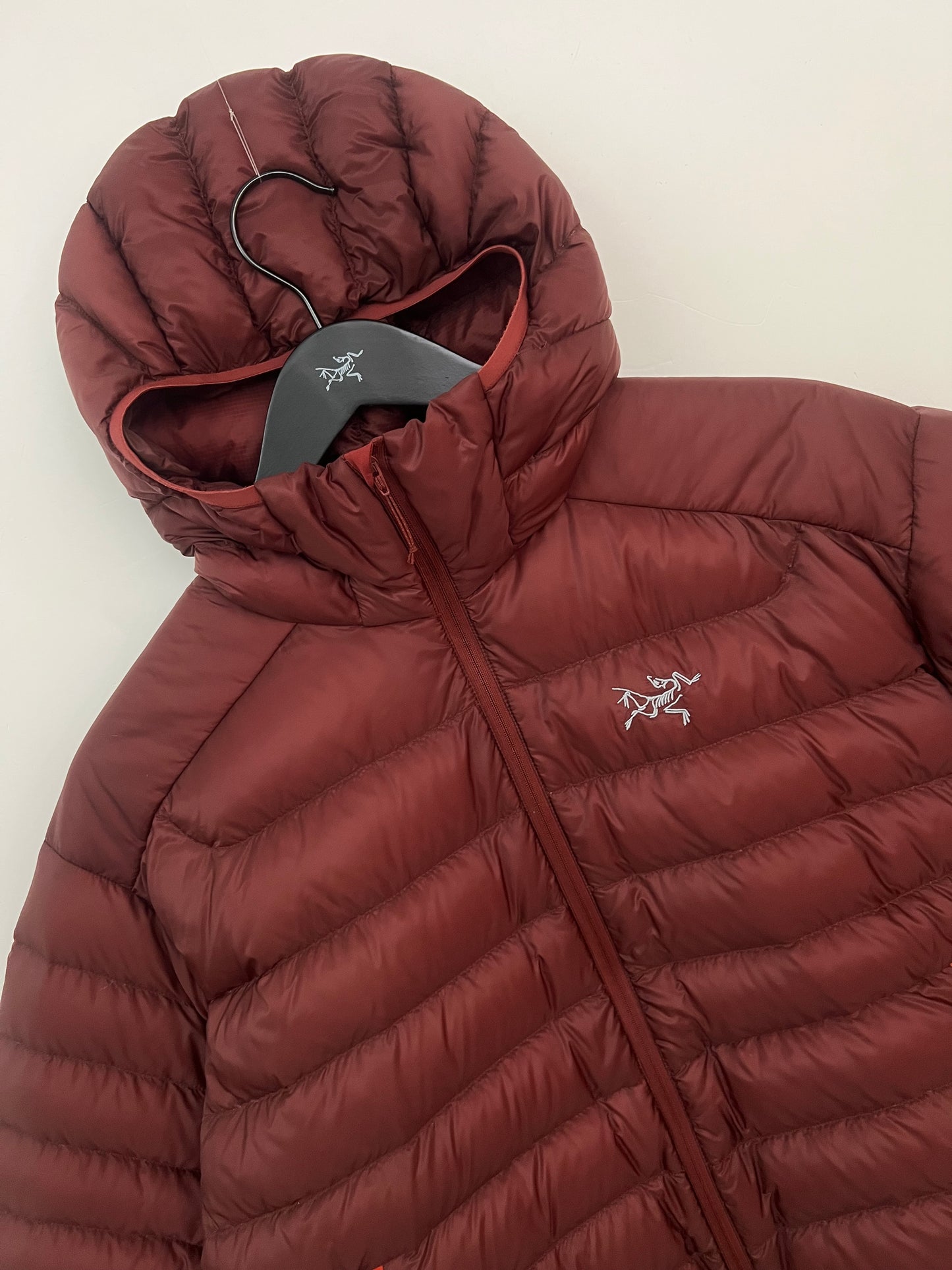 Arc’teryx Cerium LT Hoody Pompeii Red Men’s XL Extra Large