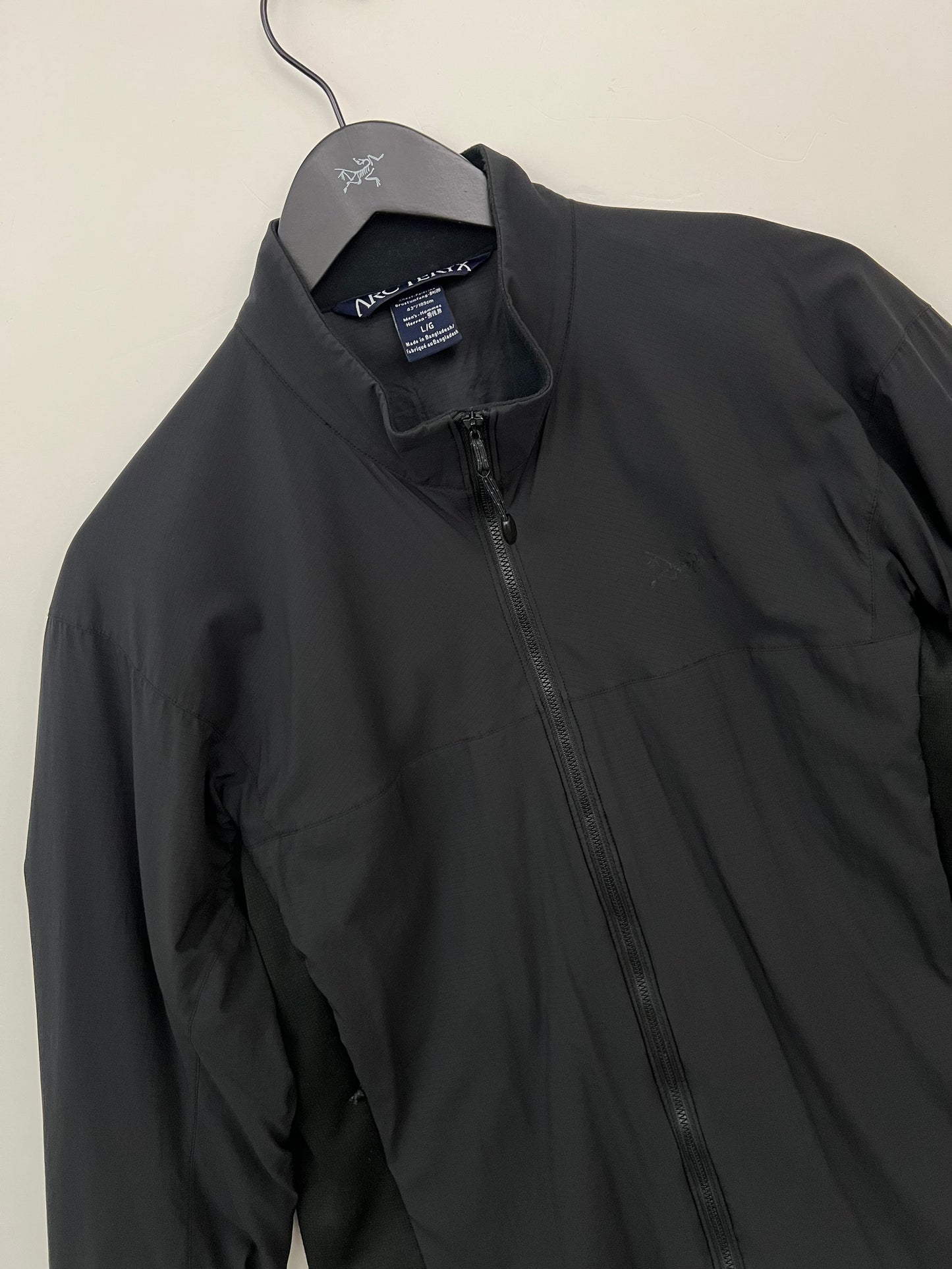 Arc’teryx LEAF Atom LT Jacket Gen 1 Black L Large