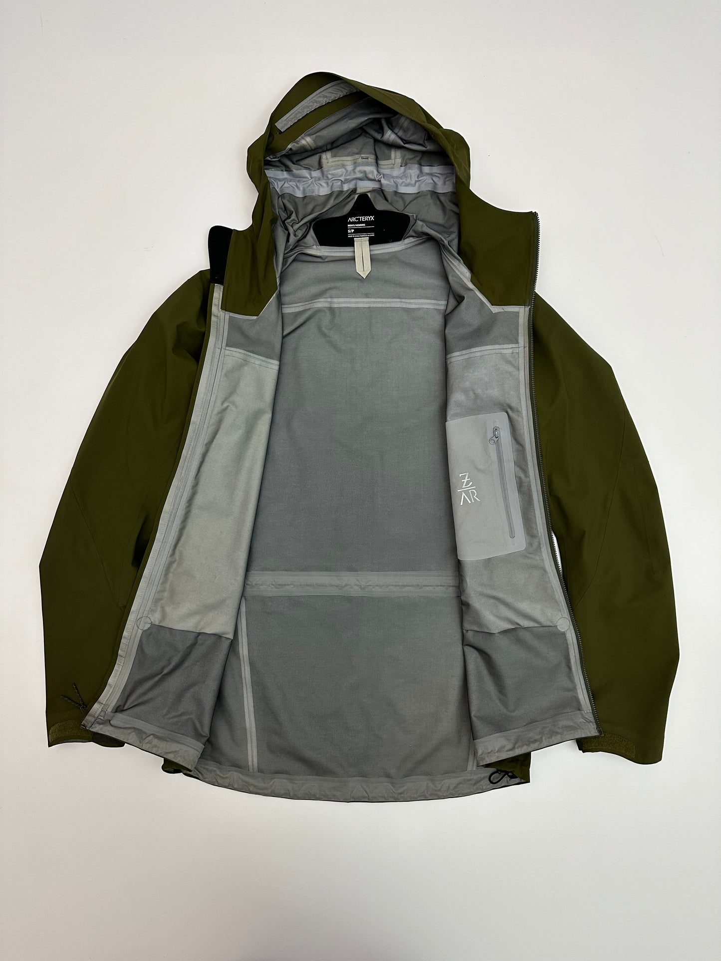 Arc’teryx Zeta AR Jacket Bushwack Green S Small Men’s Gore-Tex