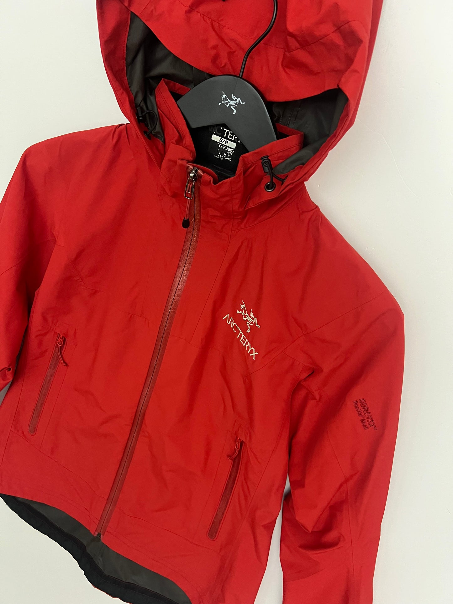 Arc'teryx Beta SL Jacket Red Women's S Small Gore-Tex