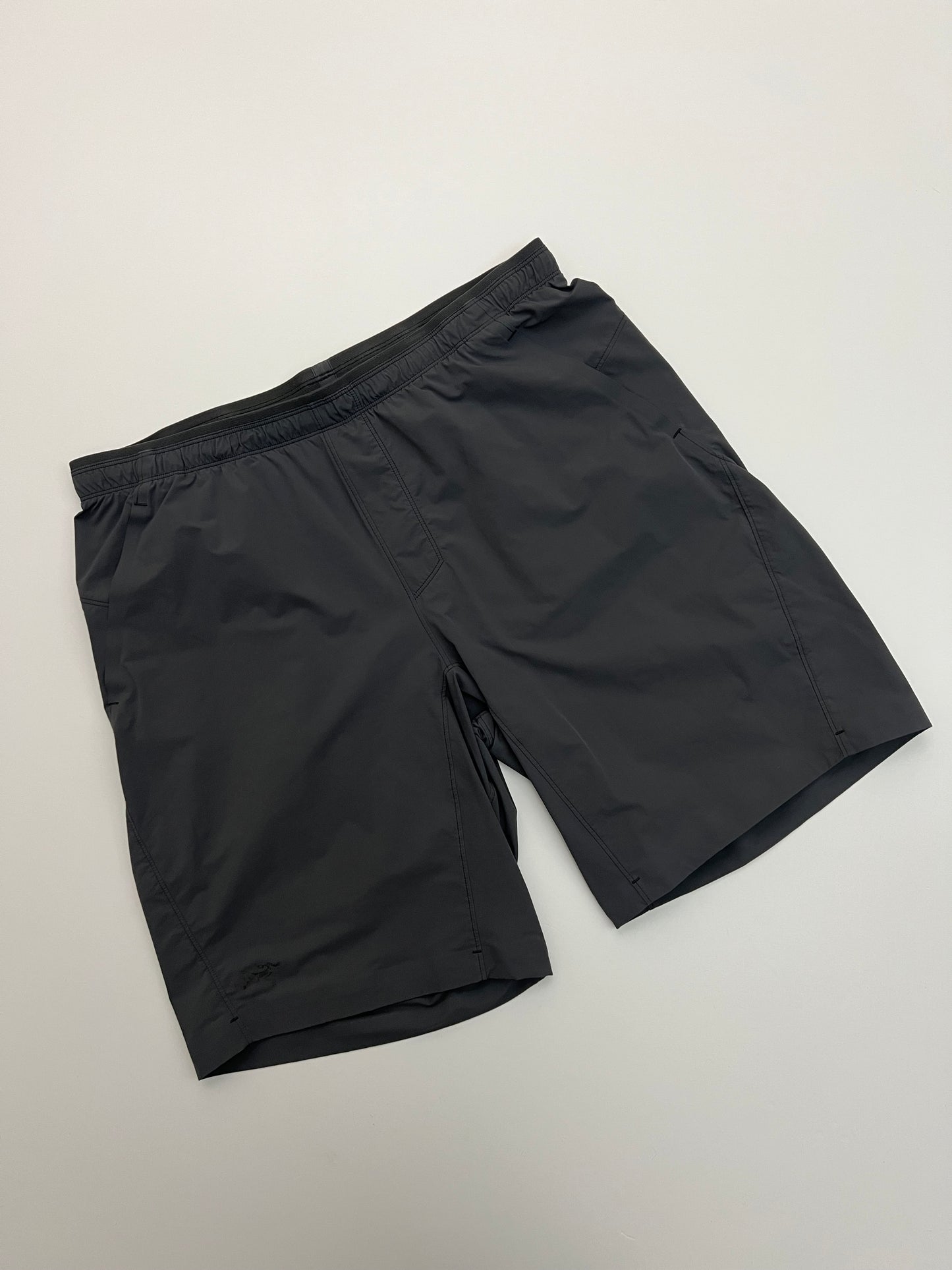 Arc’teryx Aptin Shorts Grey Men’s L Large