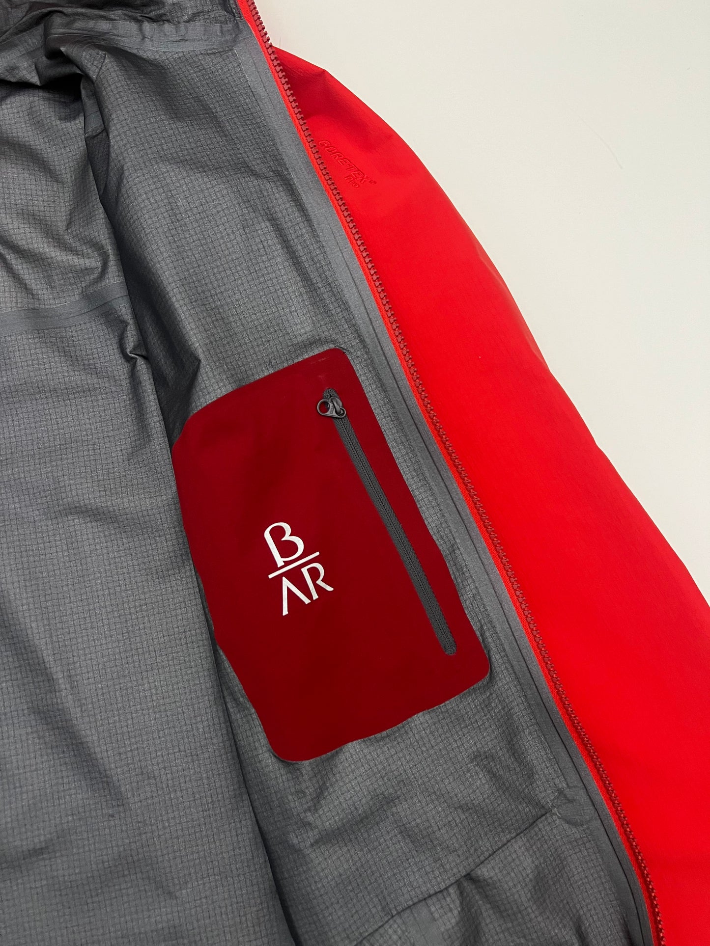 Arc’teryx Beta AR Jacket Red Men’s S Small Gore-Tex Pro