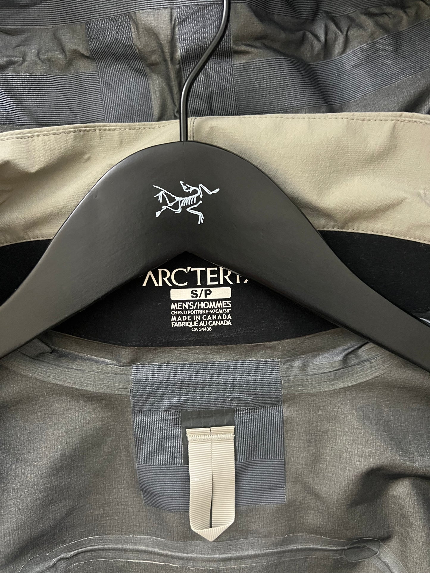Arc'teryx Sidewinder SV Jacket Quail Grey Men’s S Small Gore-Tex Pro RECCO