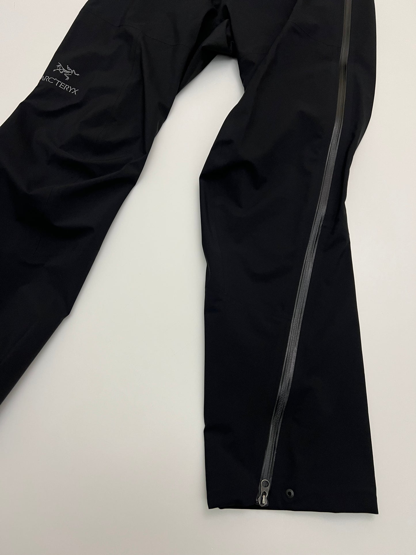 Arc'teryx Beta Pant Black Men’s M Medium Short Gore-Tex