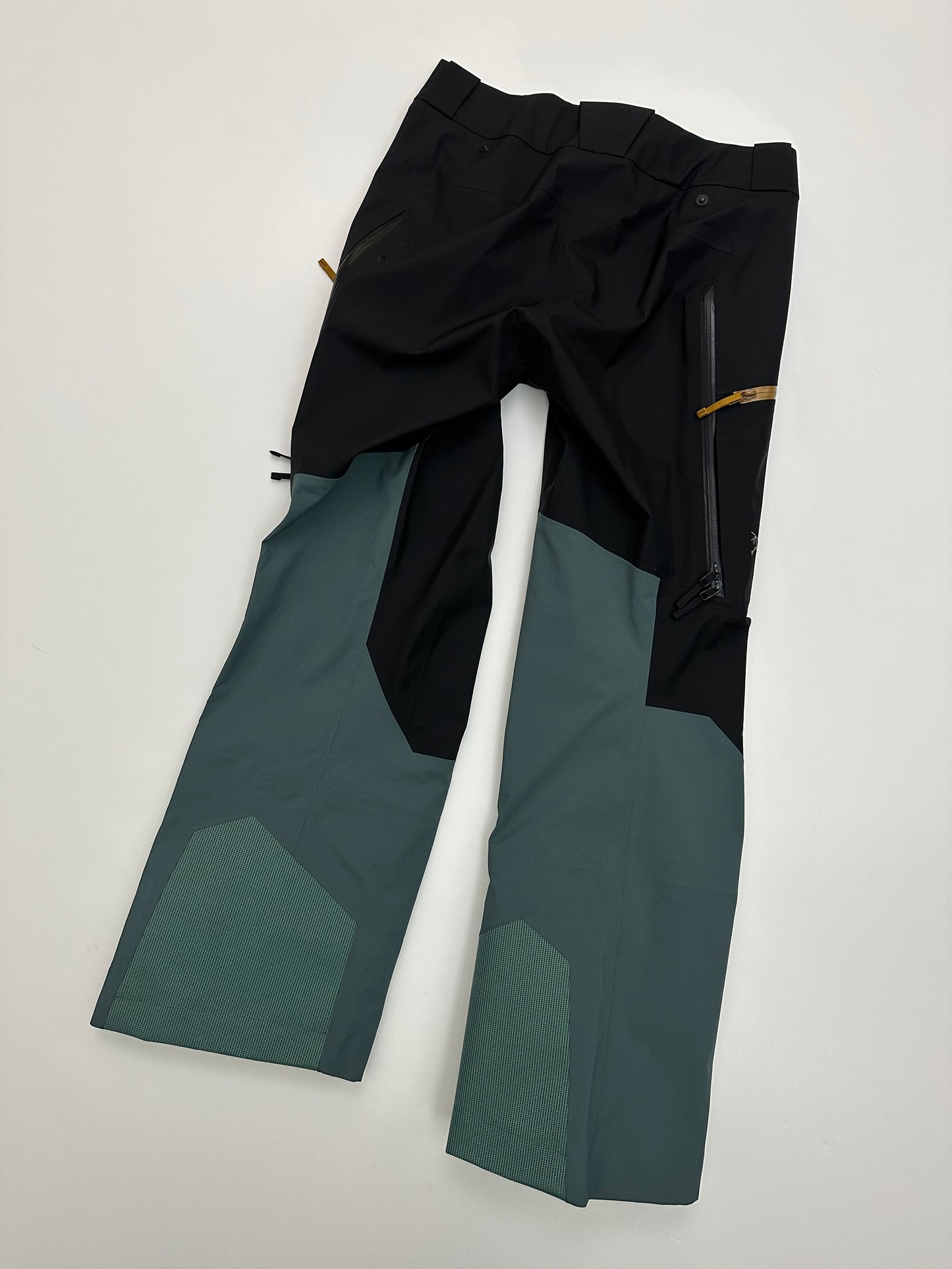 Arc'teryx Sabre Pant Dark Magic Men’s S Small Gore-Tex RECCO