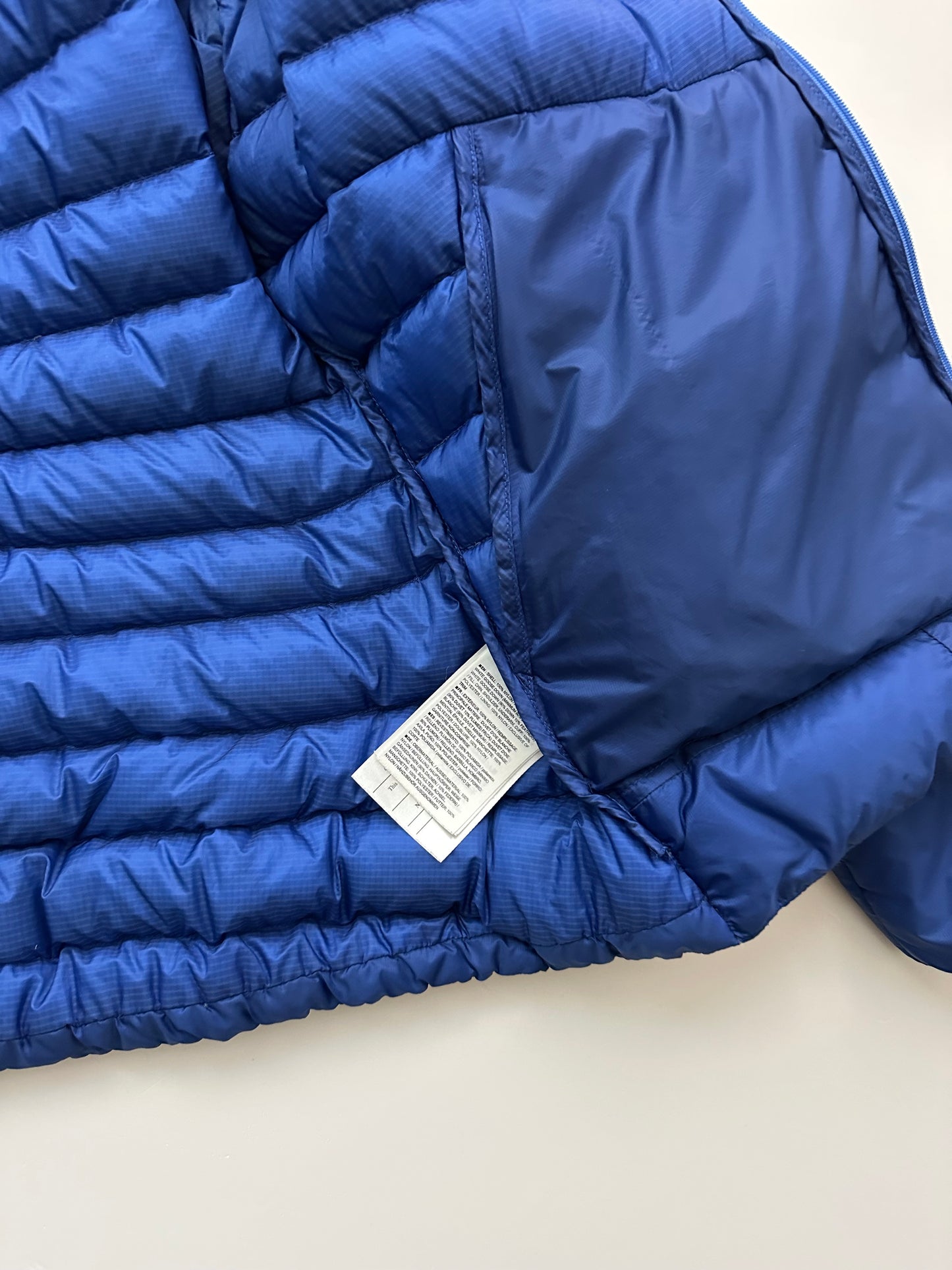 Arc'teryx Cerium LT Hoody Blue Women’s S Small