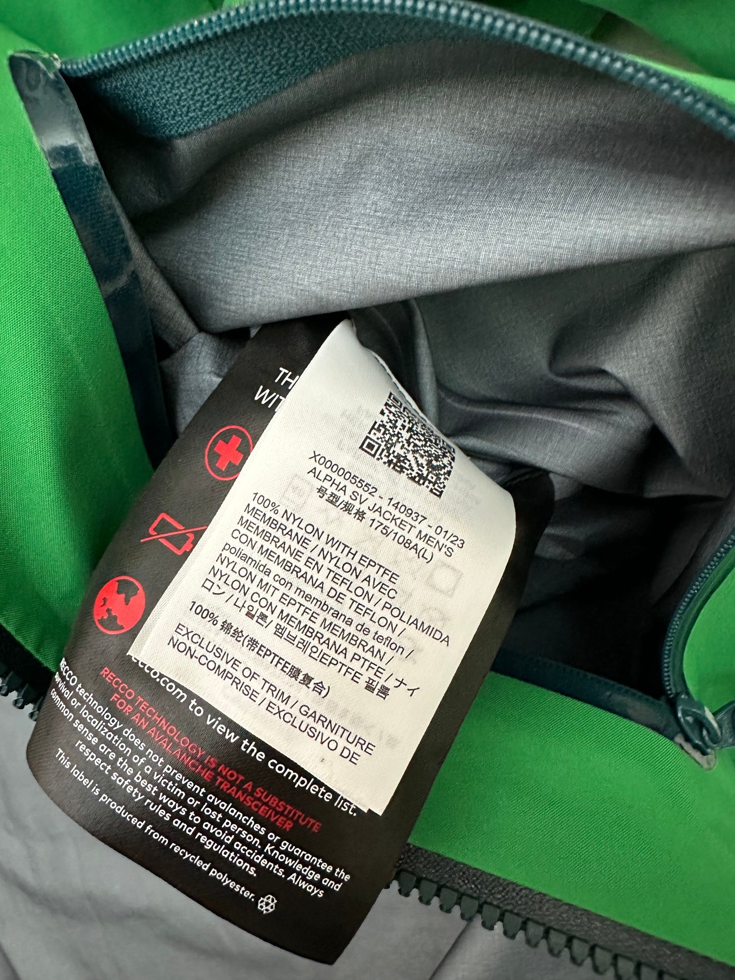 Arc’teryx Alpha SV Jacket Jungle Green Men’s L Large Gore-Tex Pro RECCO