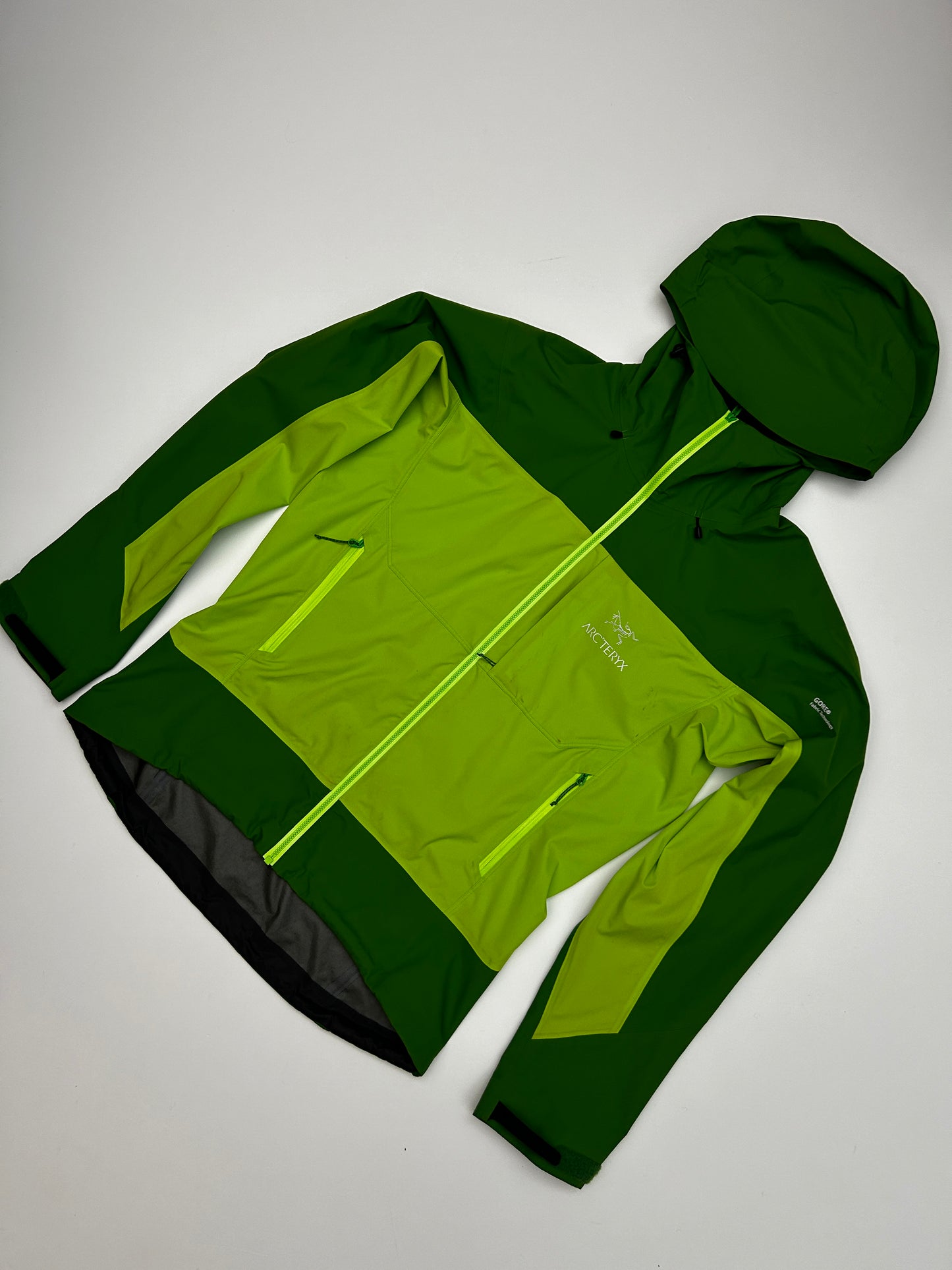 Arc’teryx Alpha Comp Hoody Mantis Green Men’s S Small Gore-Tex Hybrid