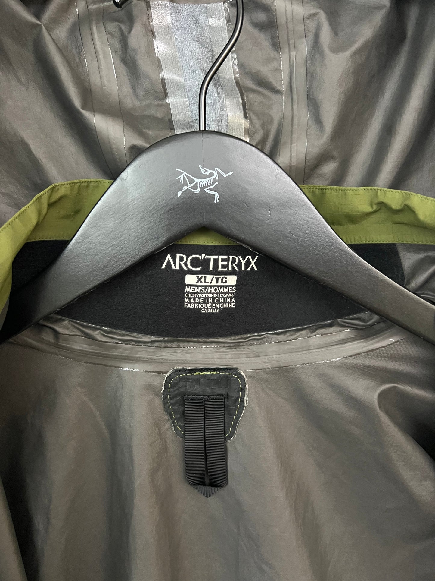 Arc’teryx Beta SL Jacket Green Men’s XL Extra Large Gore-Tex
