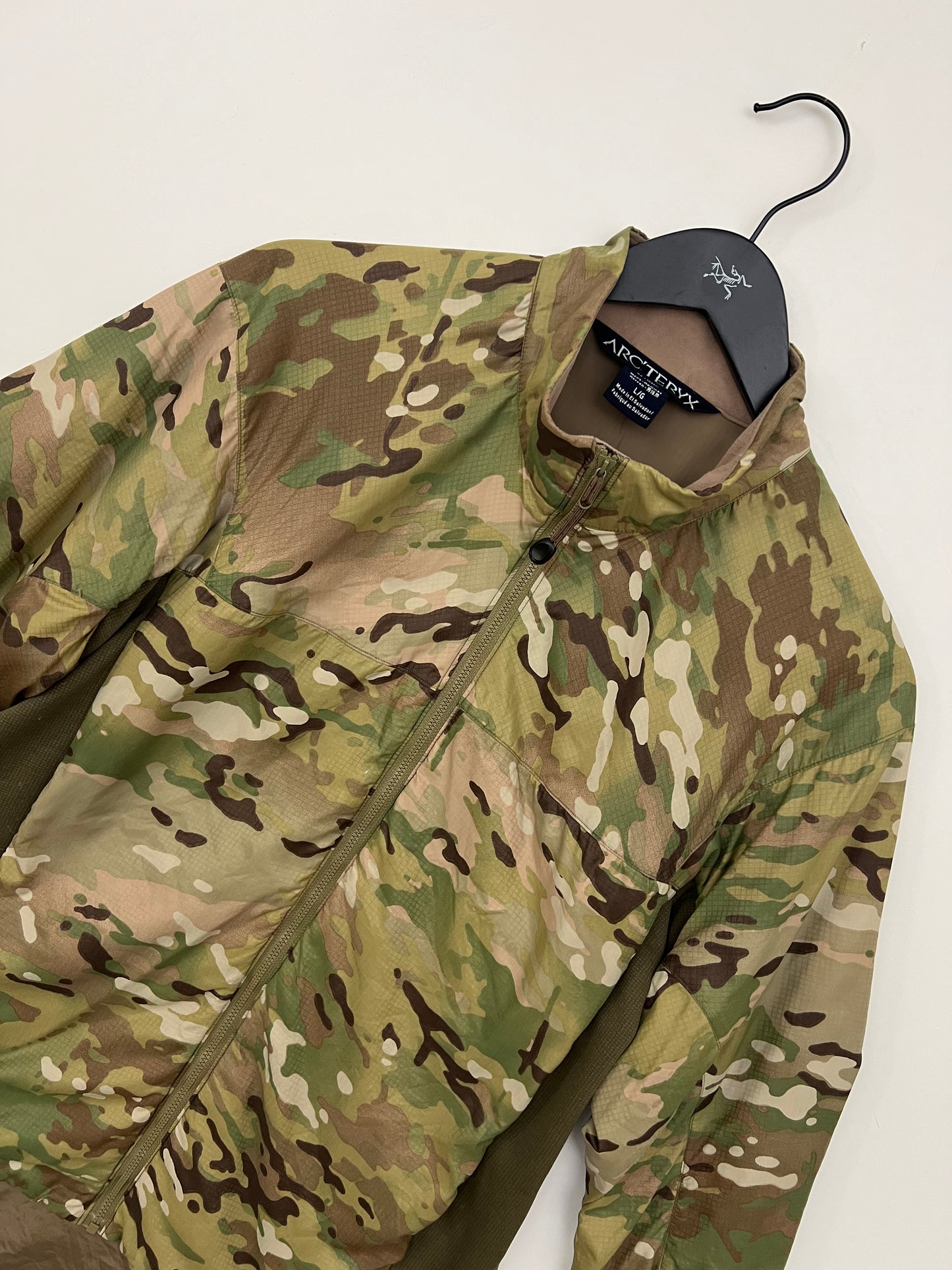 Arc’teryx LEAF Atom LT Jacket Multicam Men’s L Large