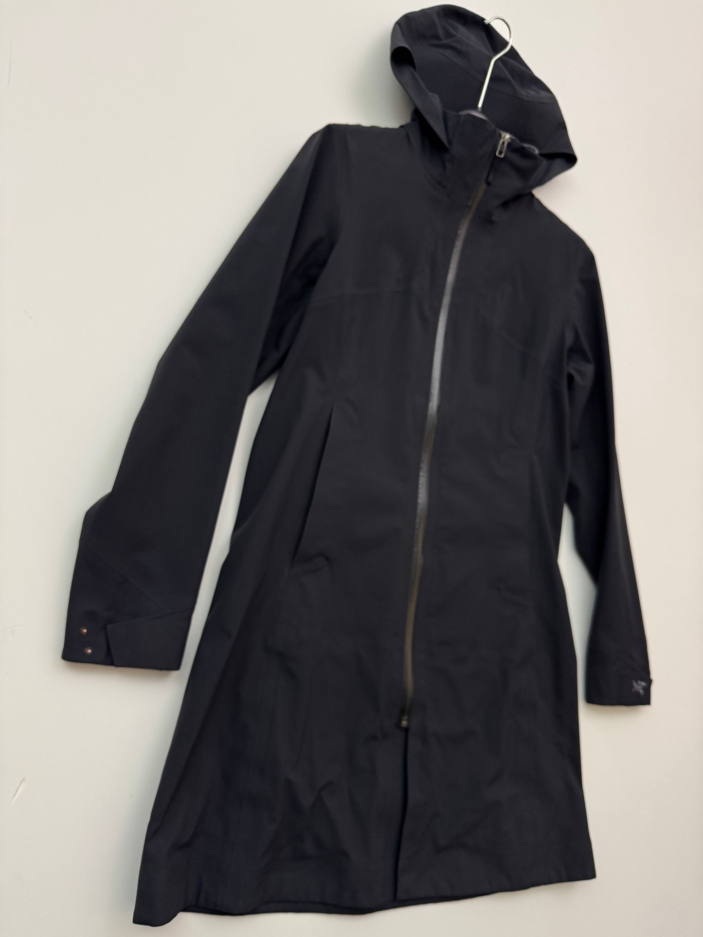 Arc'teryx Aphilia Coat Women's M Medium Black Gore-Tex