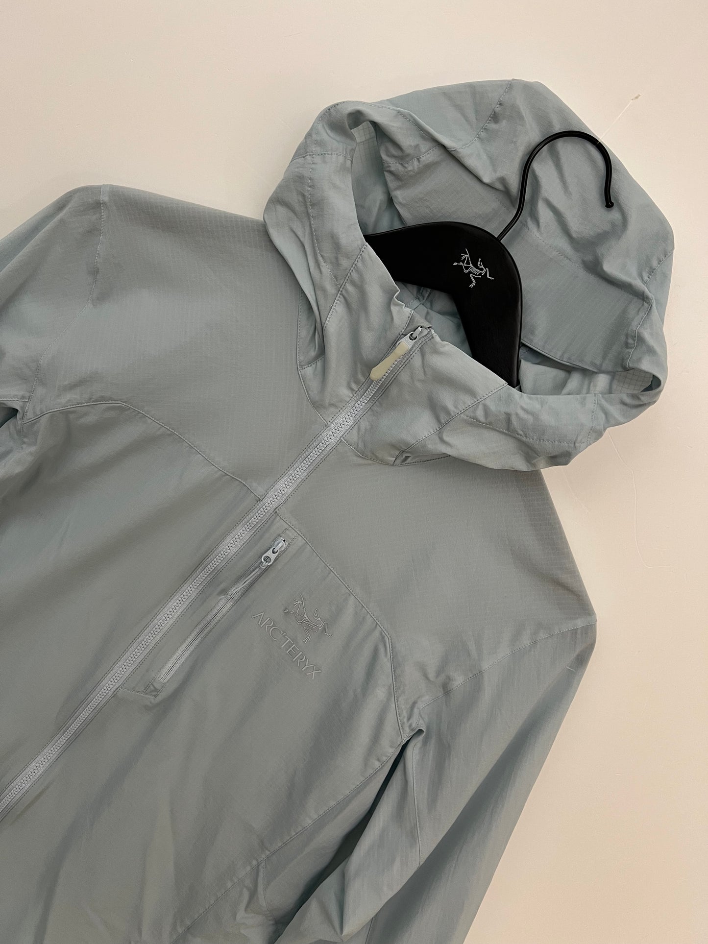 Arc’teryx Squamish Hoody Ether Blue Men’s S Small