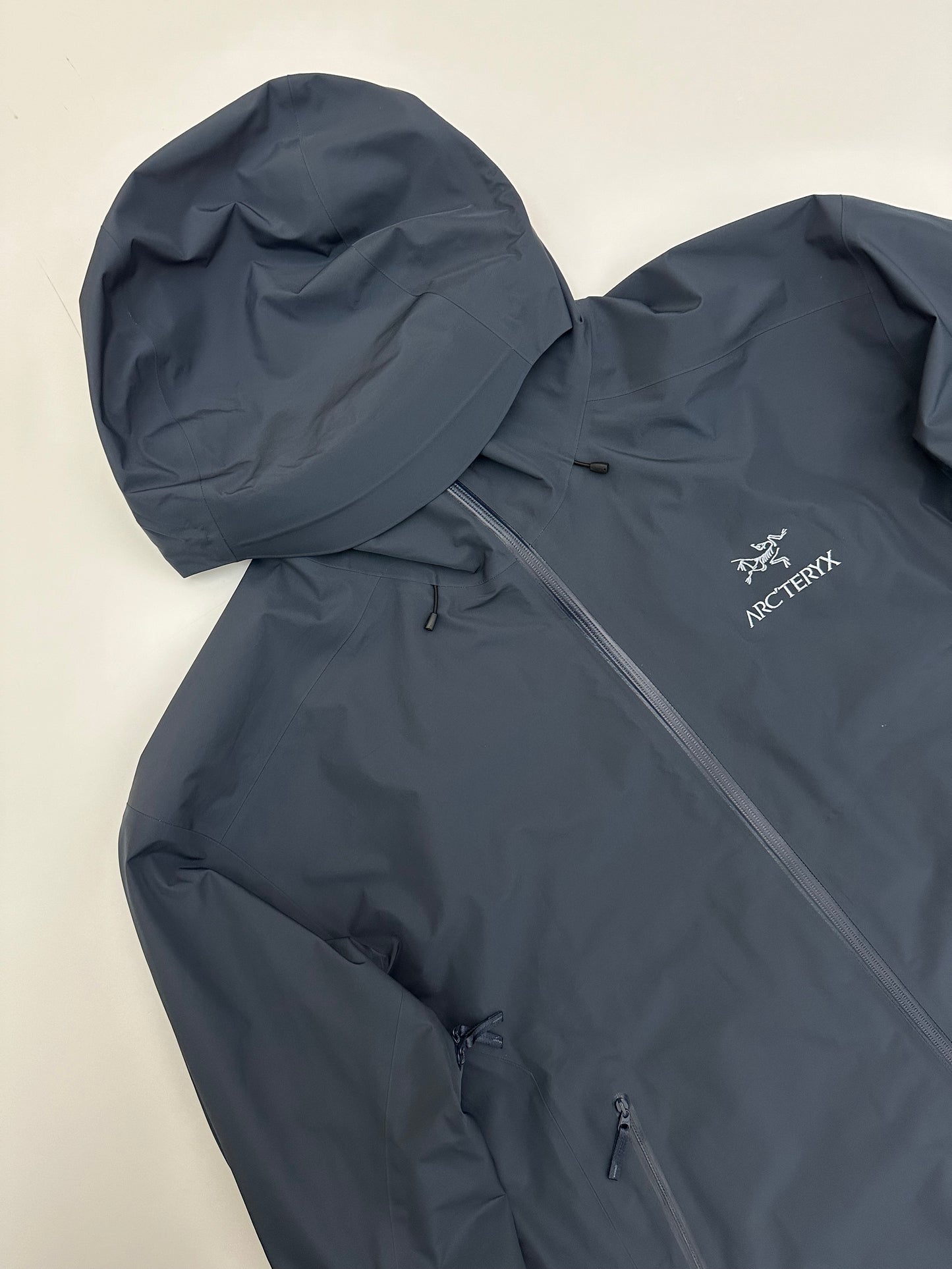 Arc’teryx Beta LT Jacket Navy Blue Men’s XXL Gore-Tex