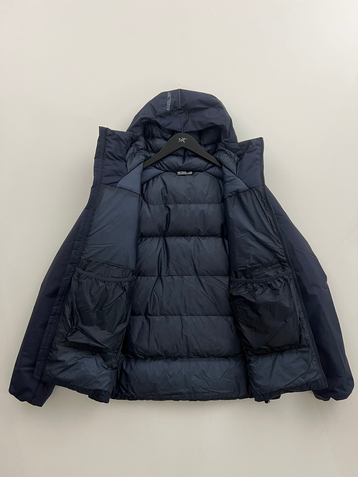 Arc’teryx Thorium SV Hoody Black Sapphire Men’s M Medium