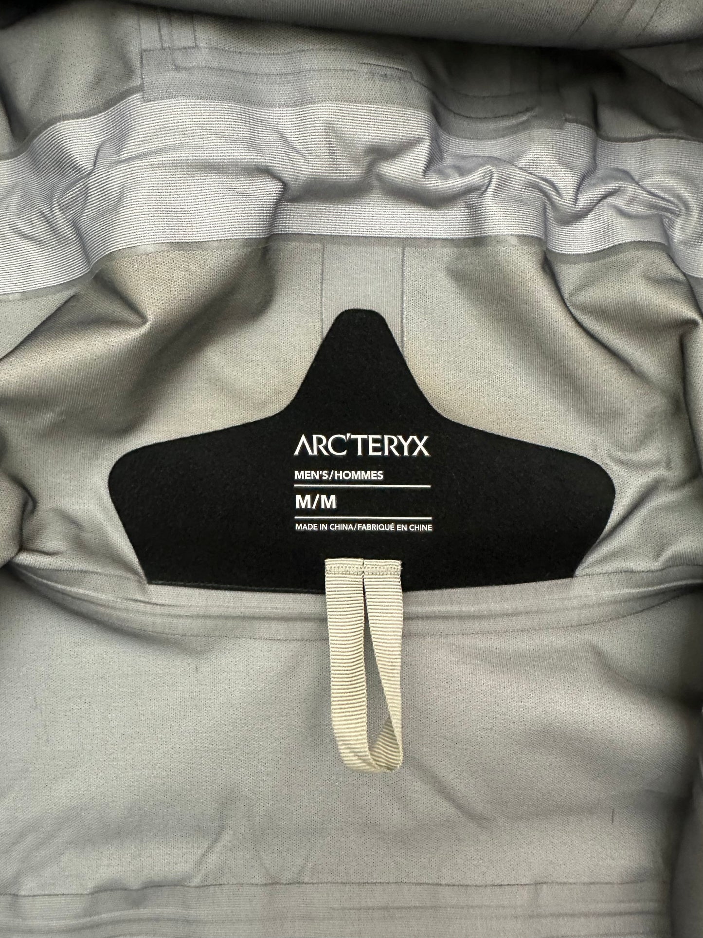 Arc’teryx Zeta AR Jacket Cobalt Sun Blue Men’s M Medium Gore-Tex