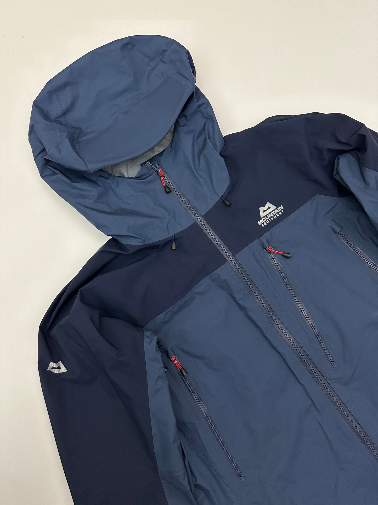 Mountain Equipment Lhotse Jacket Dusk / Cosmos Blue Men's XL Gore-Tex Pro