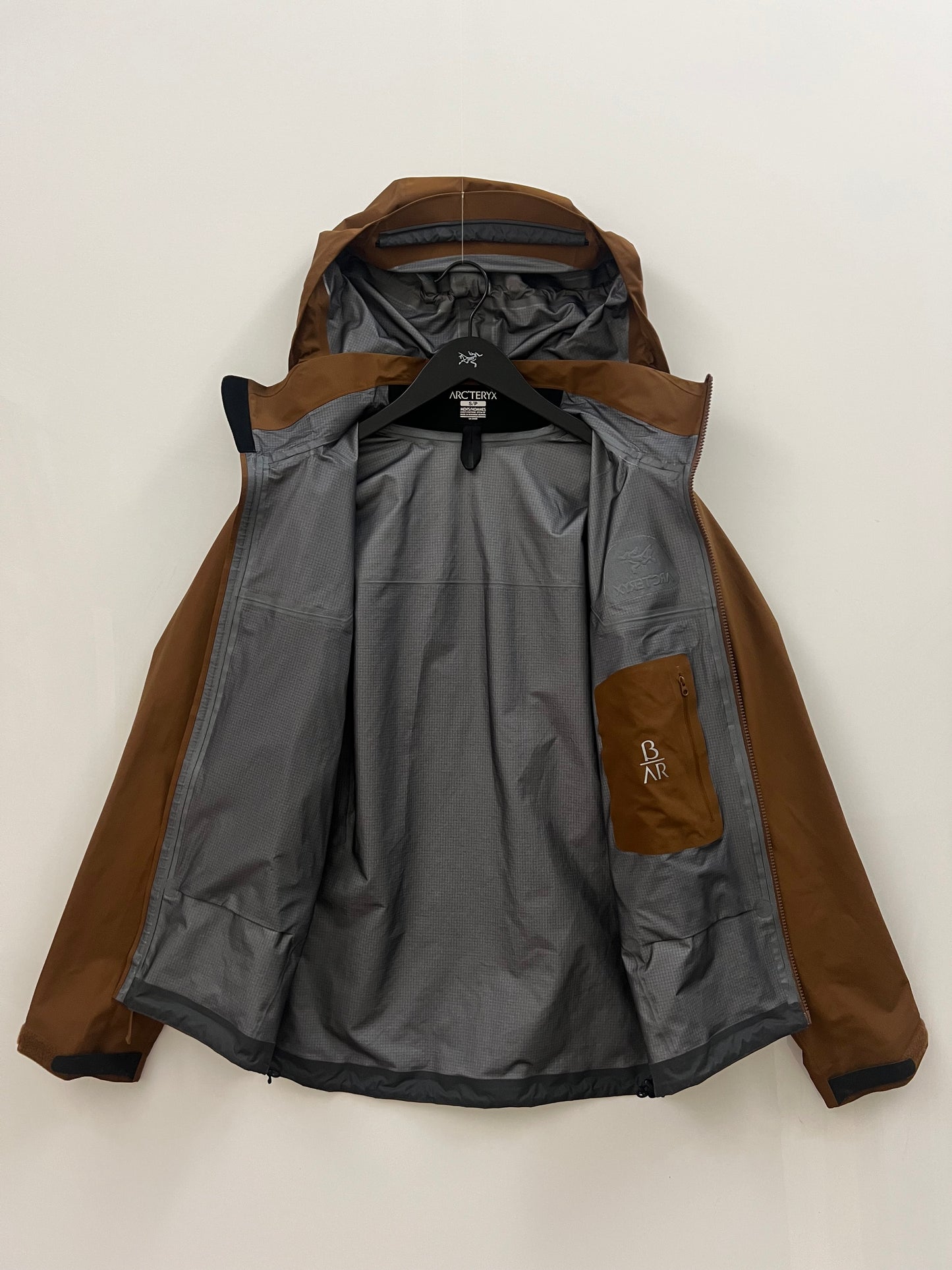 Arc’teryx Beta AR Jacket Caribou Brown Men’s S Small Gore-Tex Pro