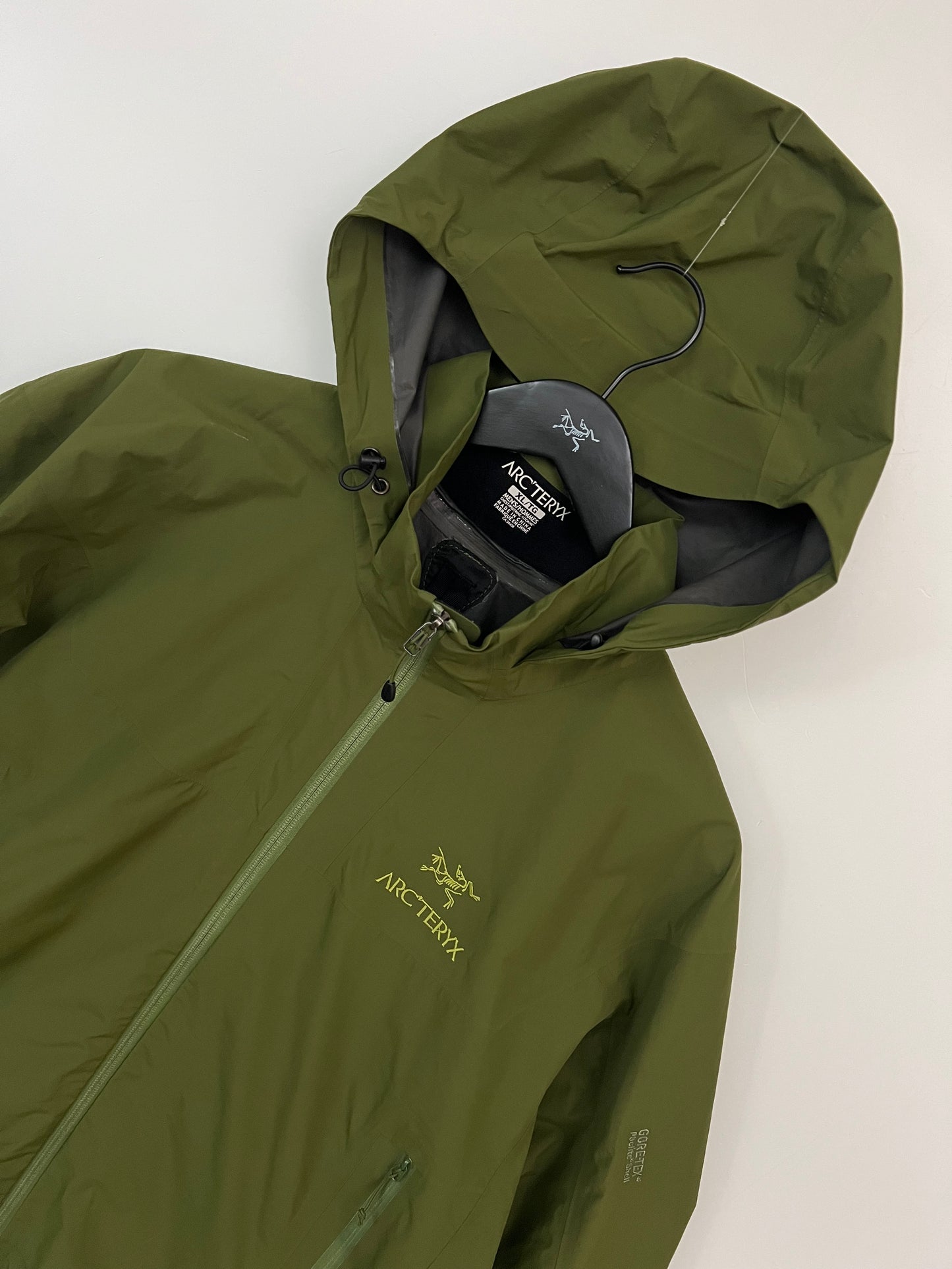 Arc’teryx Beta SL Jacket Green Men’s XL Extra Large Gore-Tex