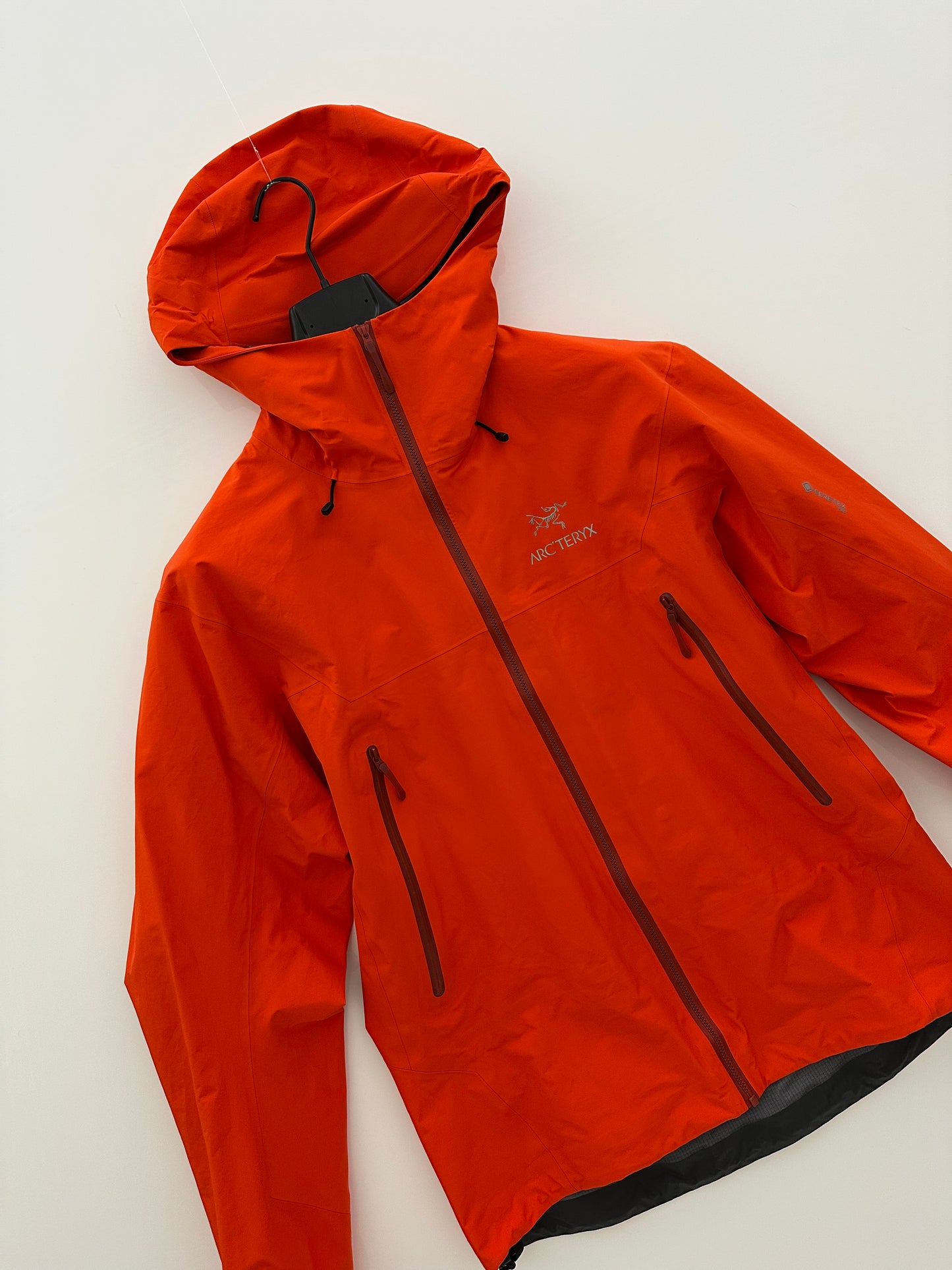Arc’teryx Beta LT Jacket Orange Men’s M Medium Gore-Tex Pro Edition