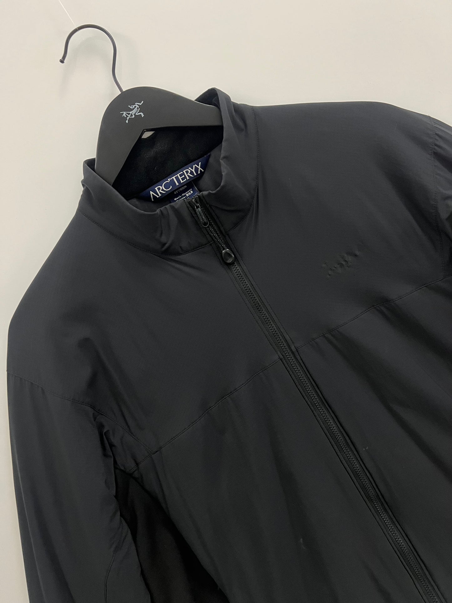 Arc’teryx LEAF Atom LT Jacket Gen 1 Black L Large