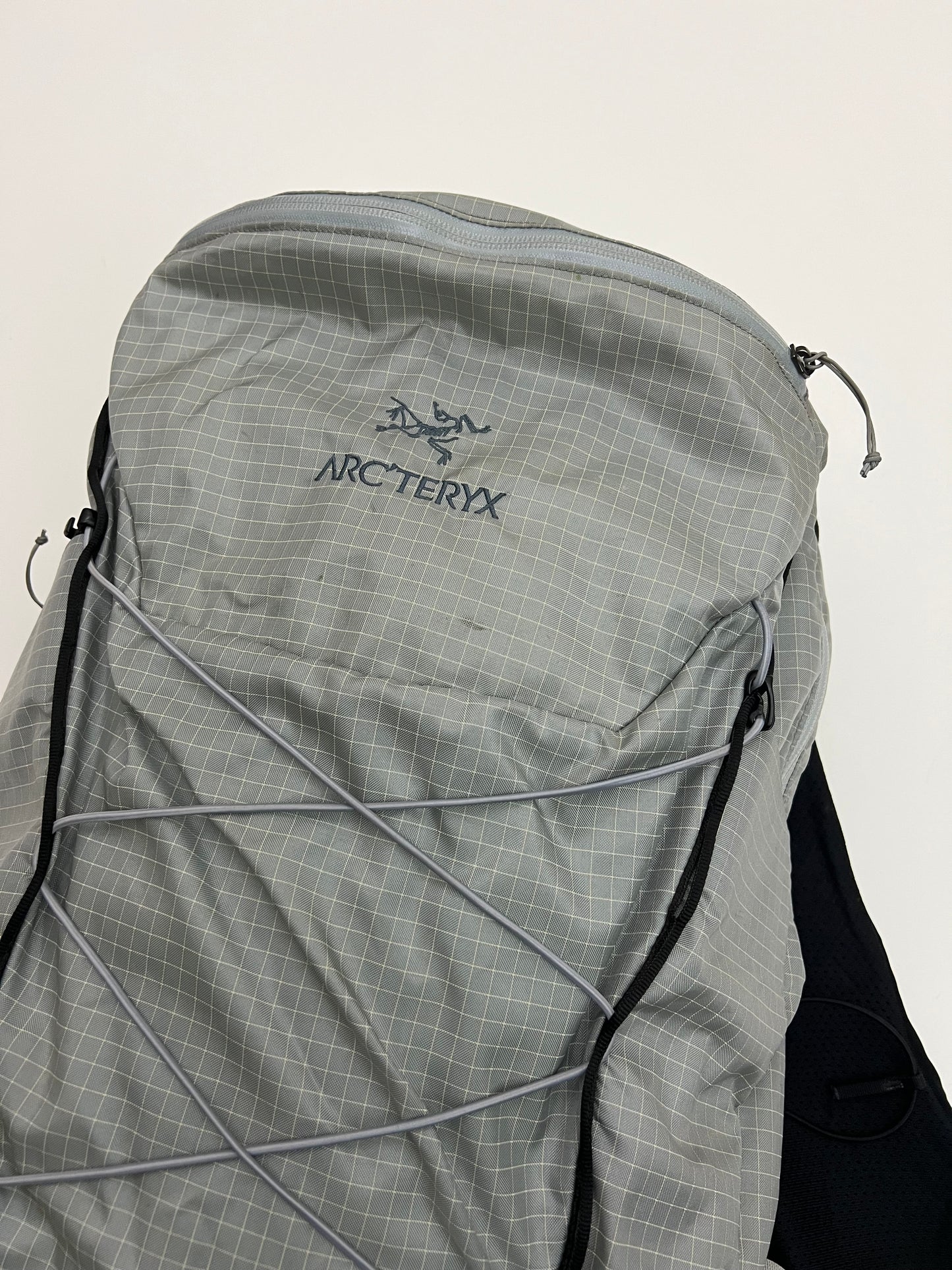 Arc’teryx Aerios 30 Backpack Men’s Pixel Grey