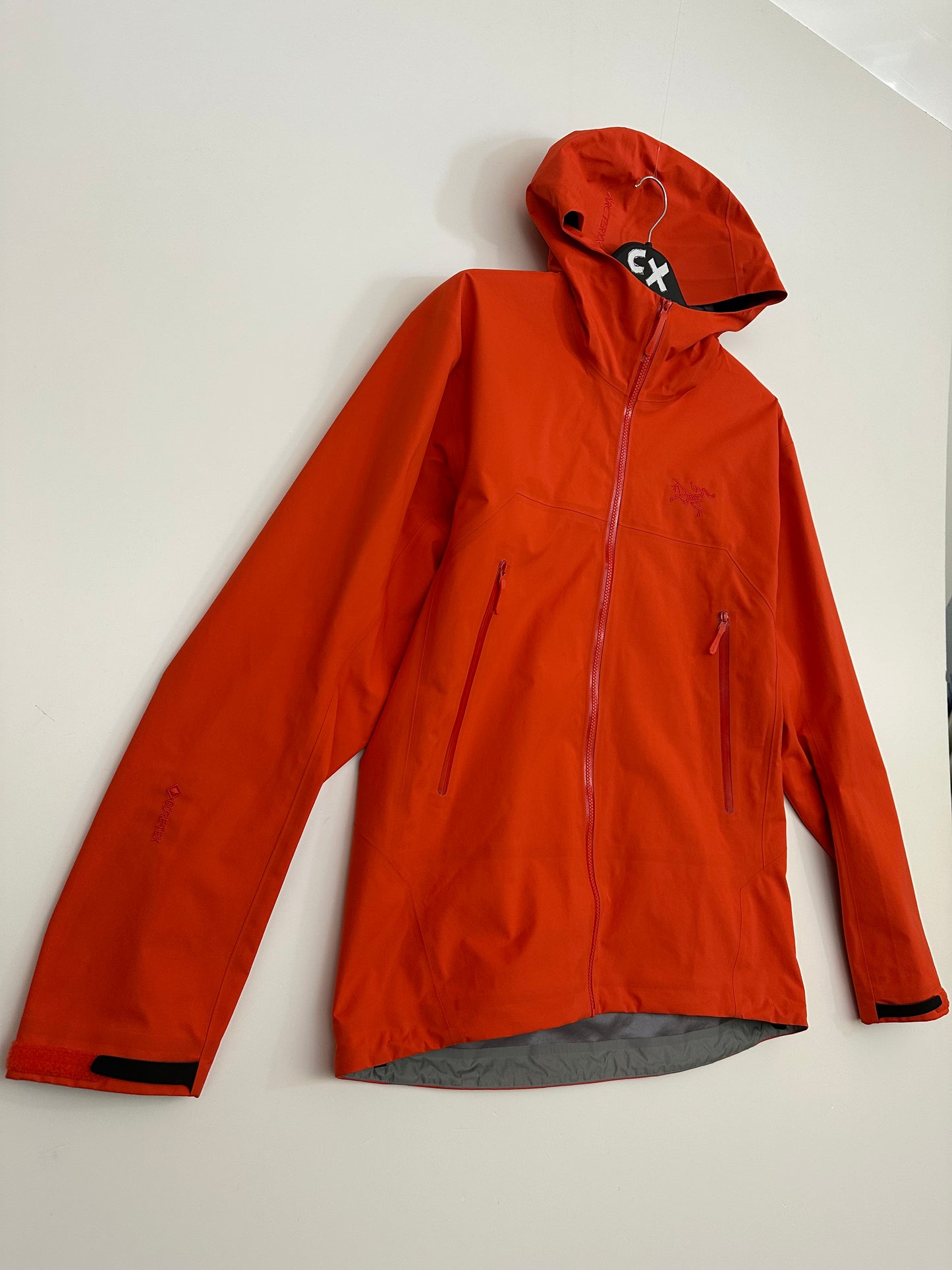 Arc’teryx Beta Jacket Solaris Orange Men’s M Medium Gore-Tex RECCO