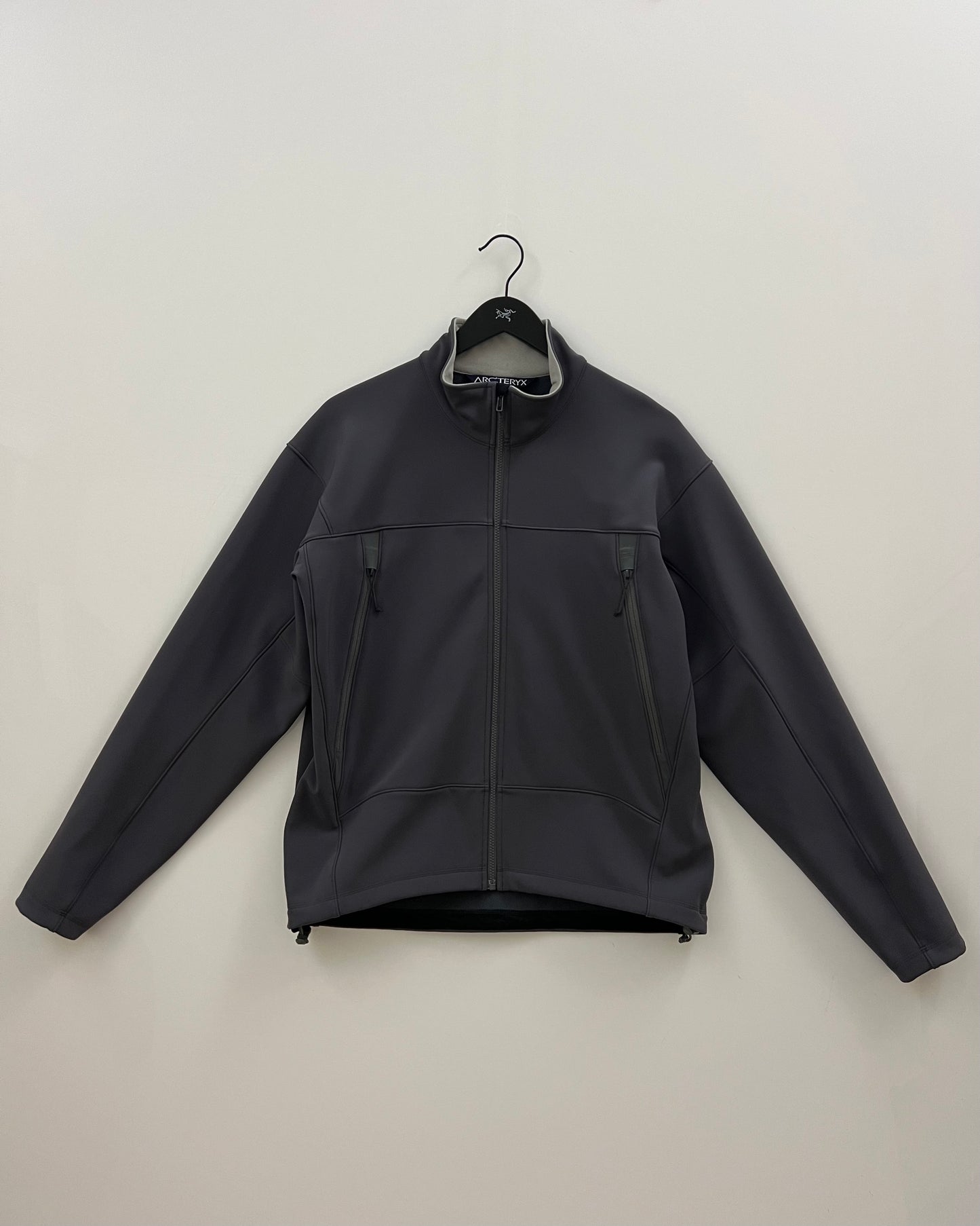 Arc’teryx LEAF Bravo Jacket Wolf Grey Men’s XL Extra Large Fortius 3.0™