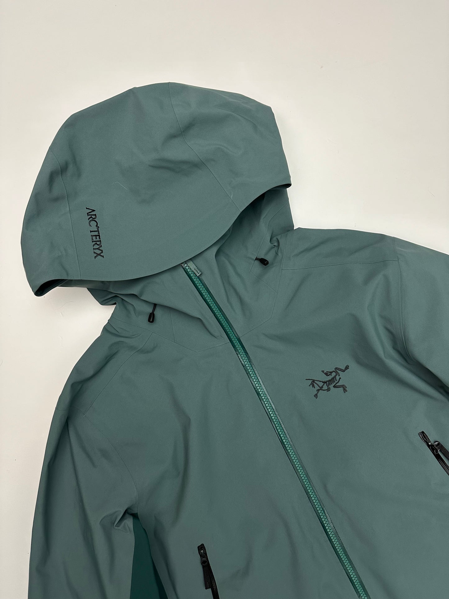 Arc’teryx Sentinel Jacket Boxcar / Pytheas Women’s S Small Gore-Tex RECCO