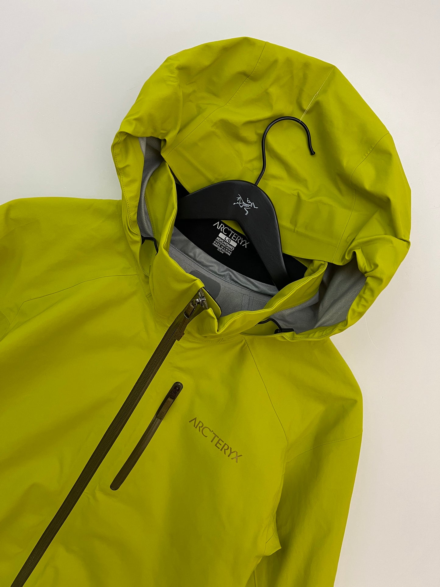 Arc’teryx Cassiar Jacket Yellow Men’s L Large Gore-Tex RECCO