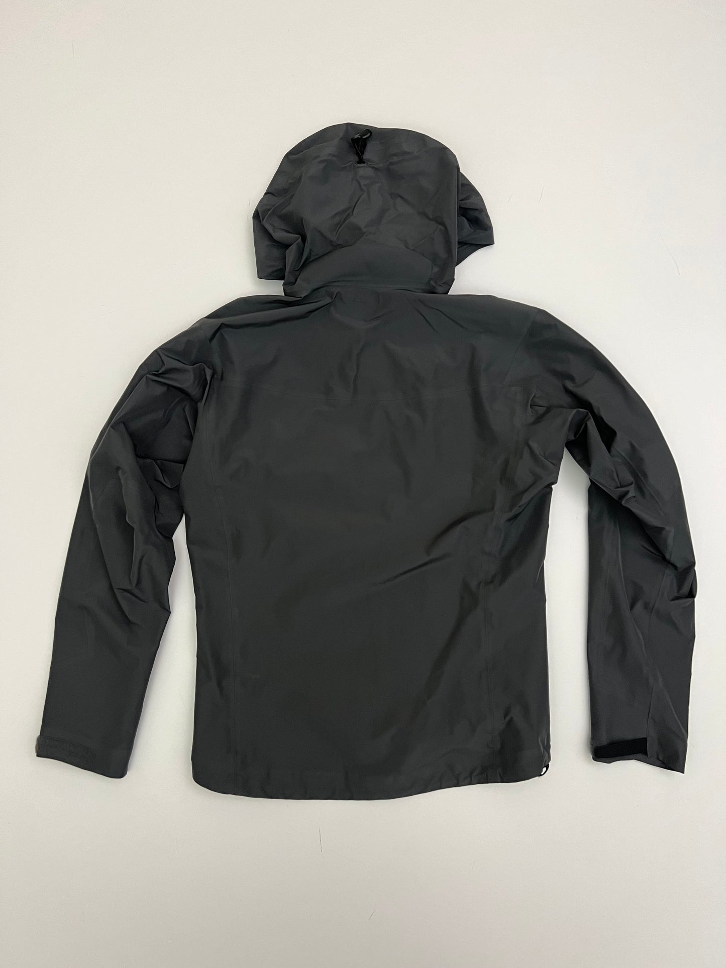 Arc’teryx Beta LT Jacket Pilot Grey Men’s S Small Gore-Tex Pro