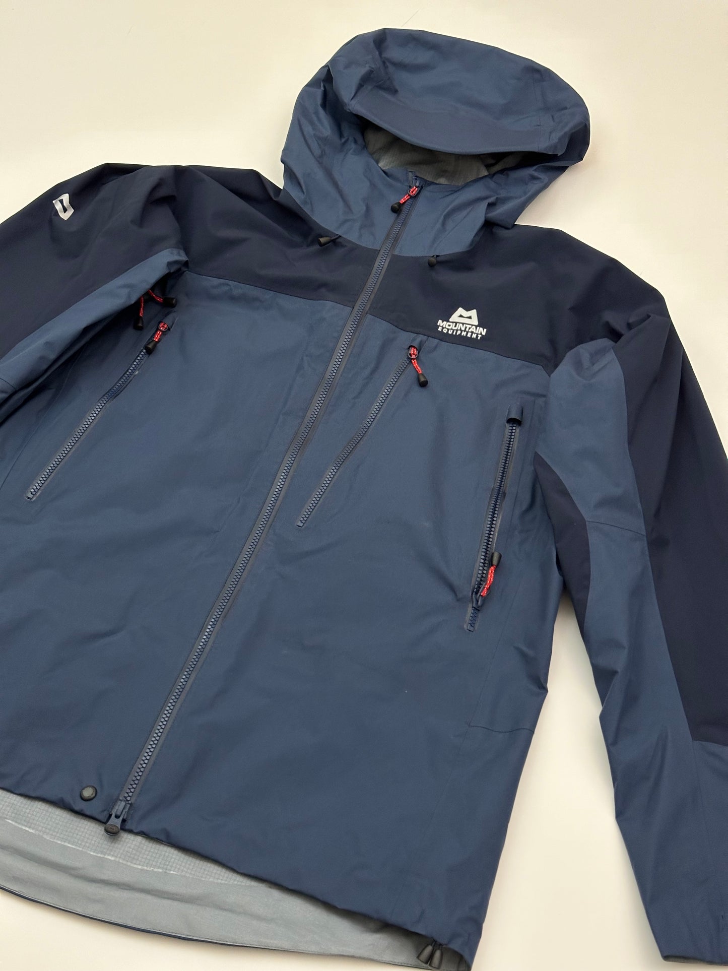 Mountain Equipment Lhotse Jacket Dusk / Cosmos Blue Men's XL Gore-Tex Pro