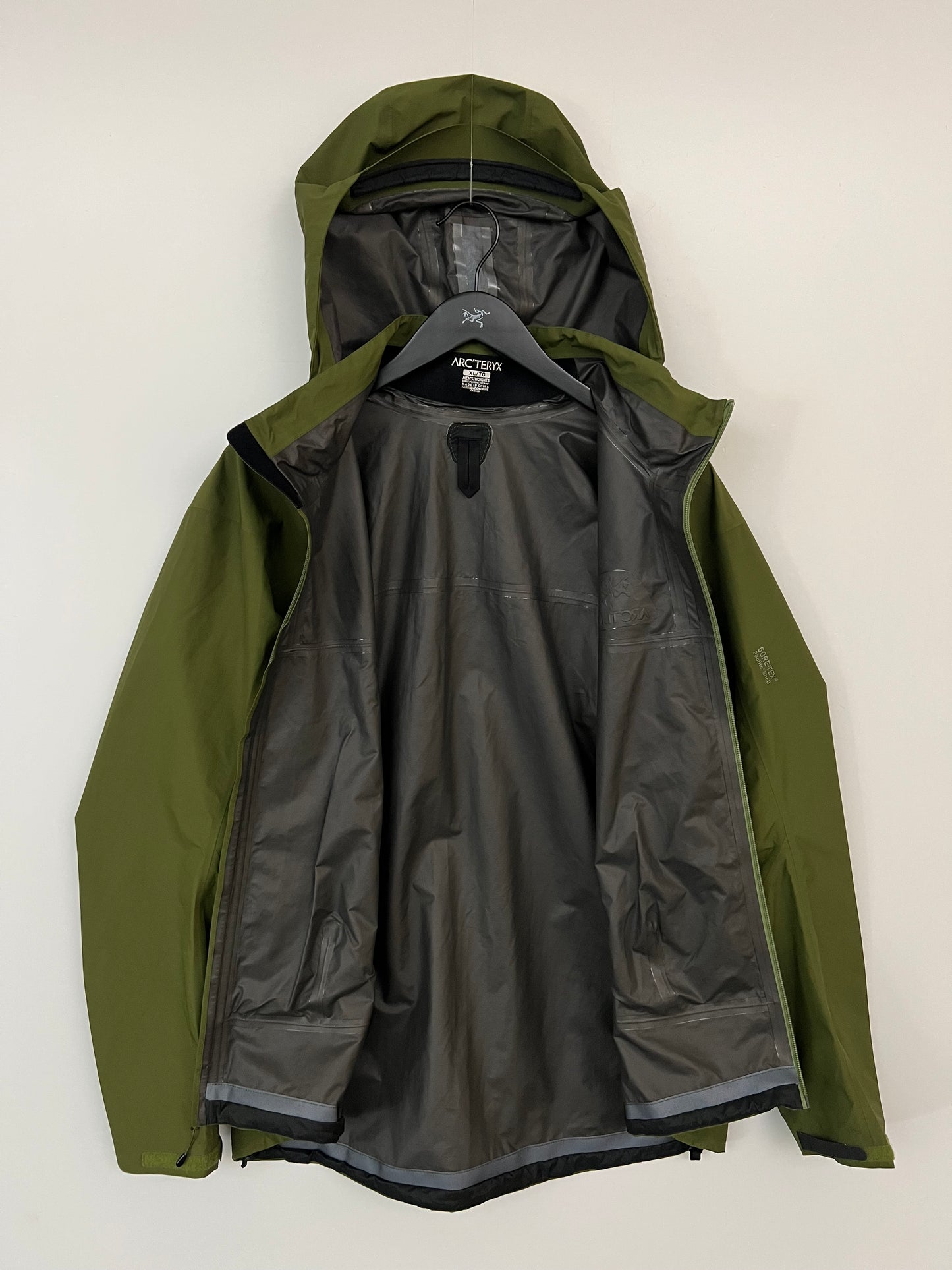 Arc’teryx Beta SL Jacket Green Men’s XL Extra Large Gore-Tex
