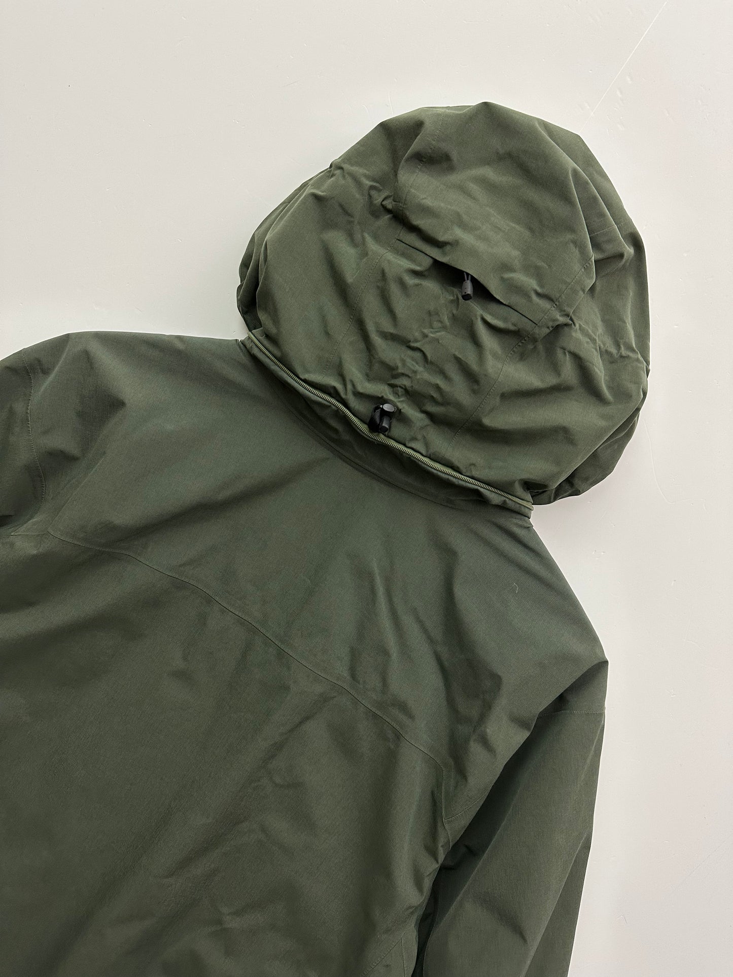 Arc’teryx Ames Jacket Green Men’s XL Extra Large Gore-Tex