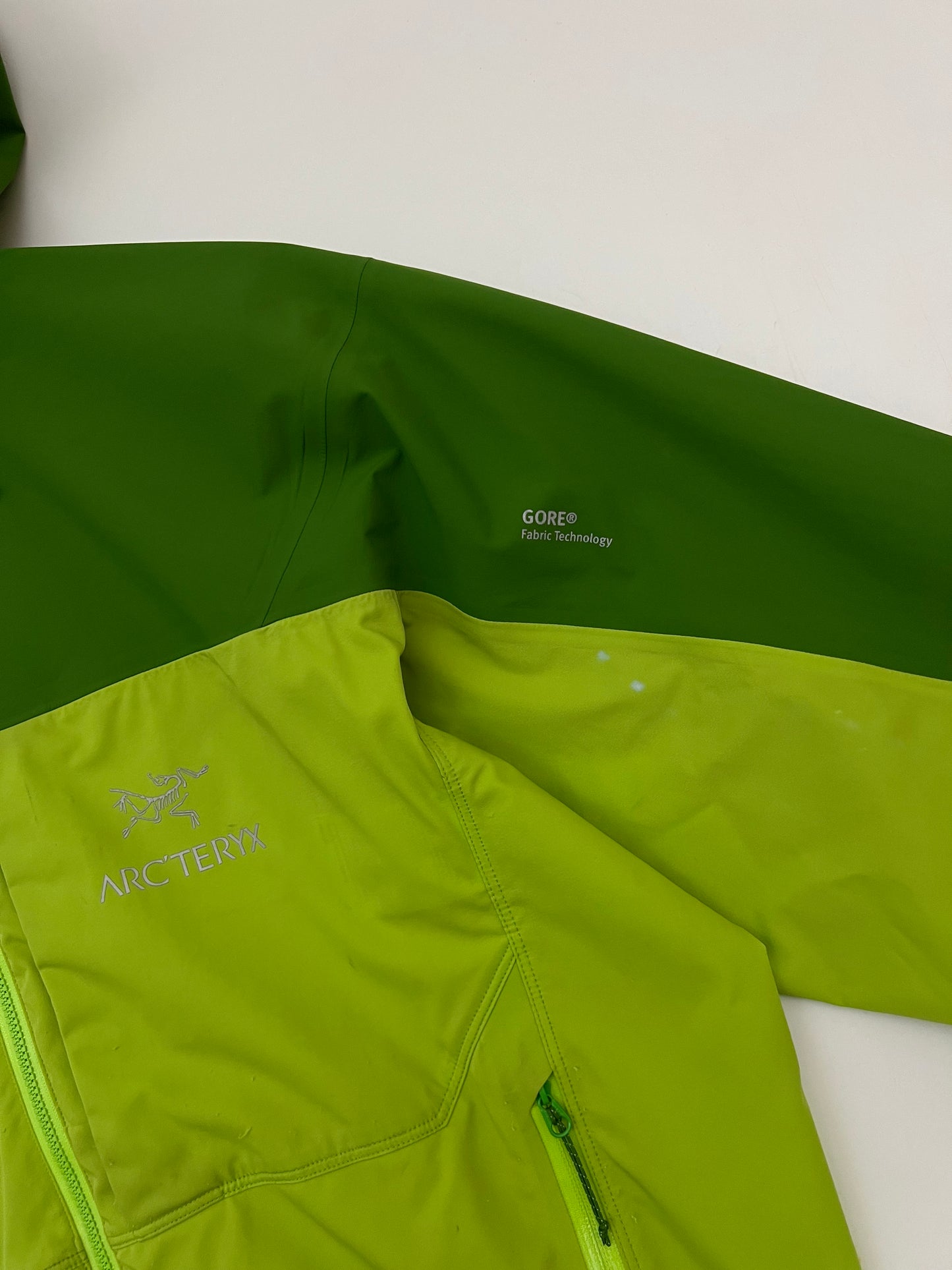 Arc’teryx Alpha Comp Hoody Mantis Green Men’s M Medium Gore-Tex Hybrid