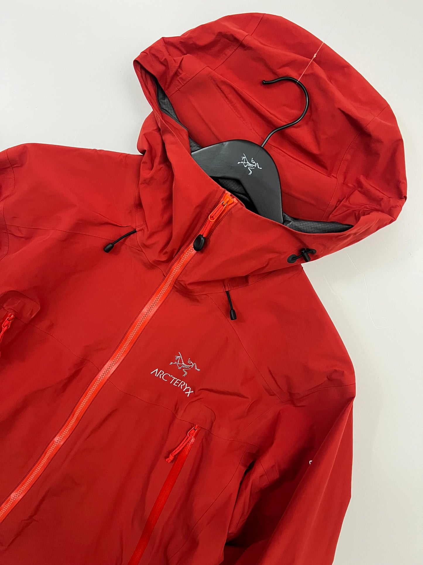 Arc’teryx Beta LT Jacket Men’s M Medium Gore-Tex Pro