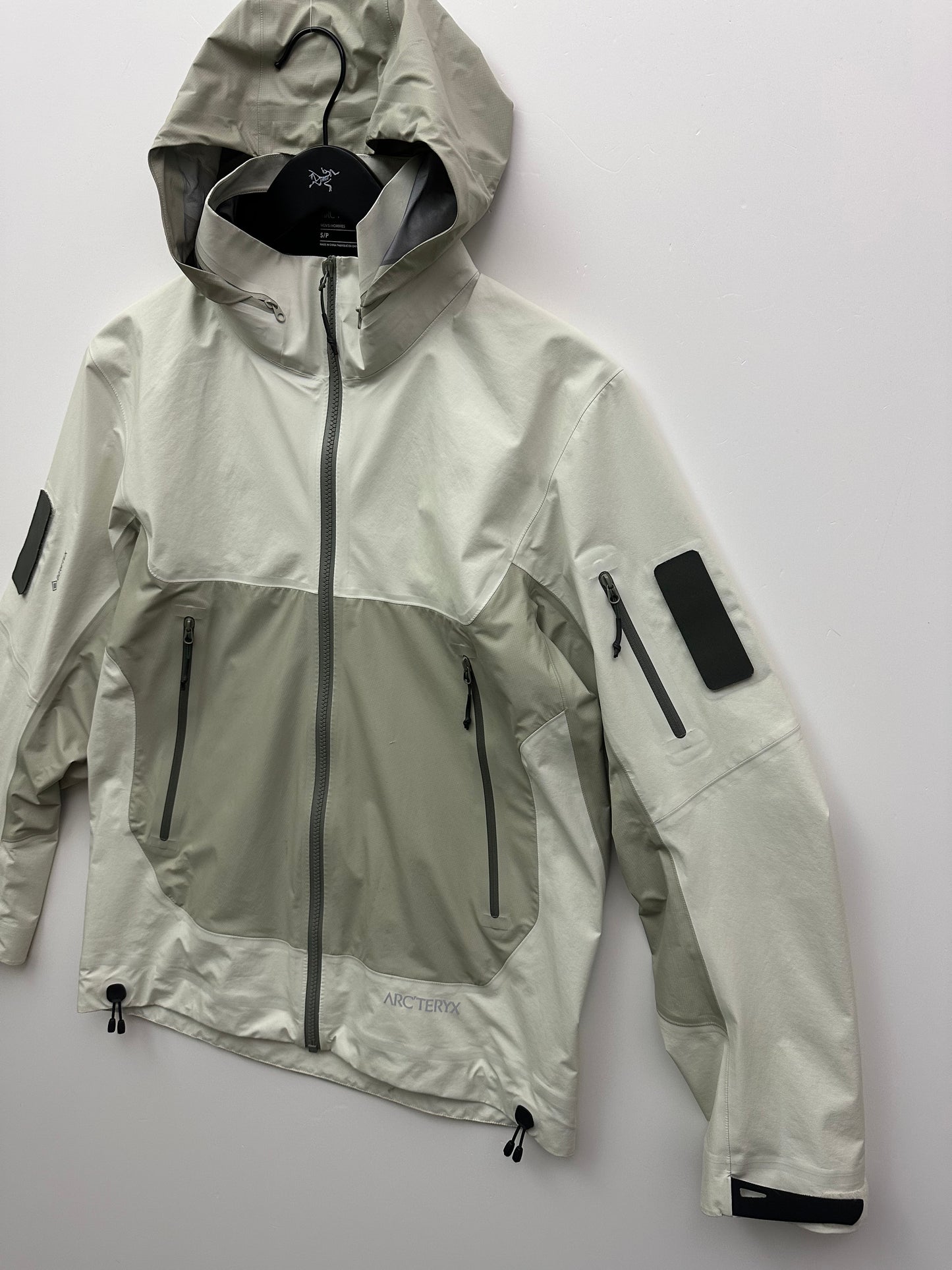 Arc’teryx System A Dume Jacket Chalk Men's S Small Gore-Tex