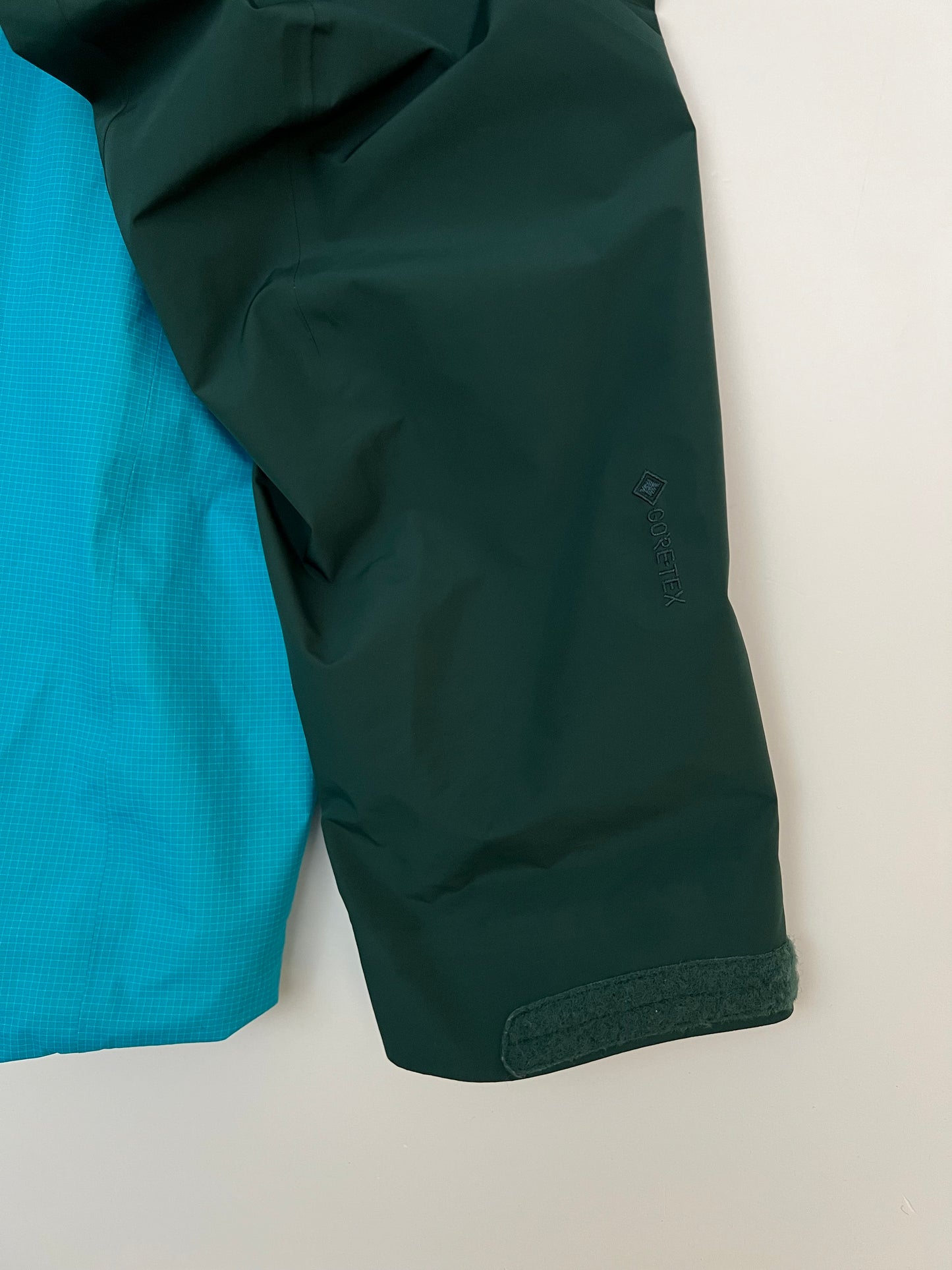 Arc’teryx Alpha Jacket Blue Tetra / Pytheas Men’s XL Gore-Tex Pro RECCO