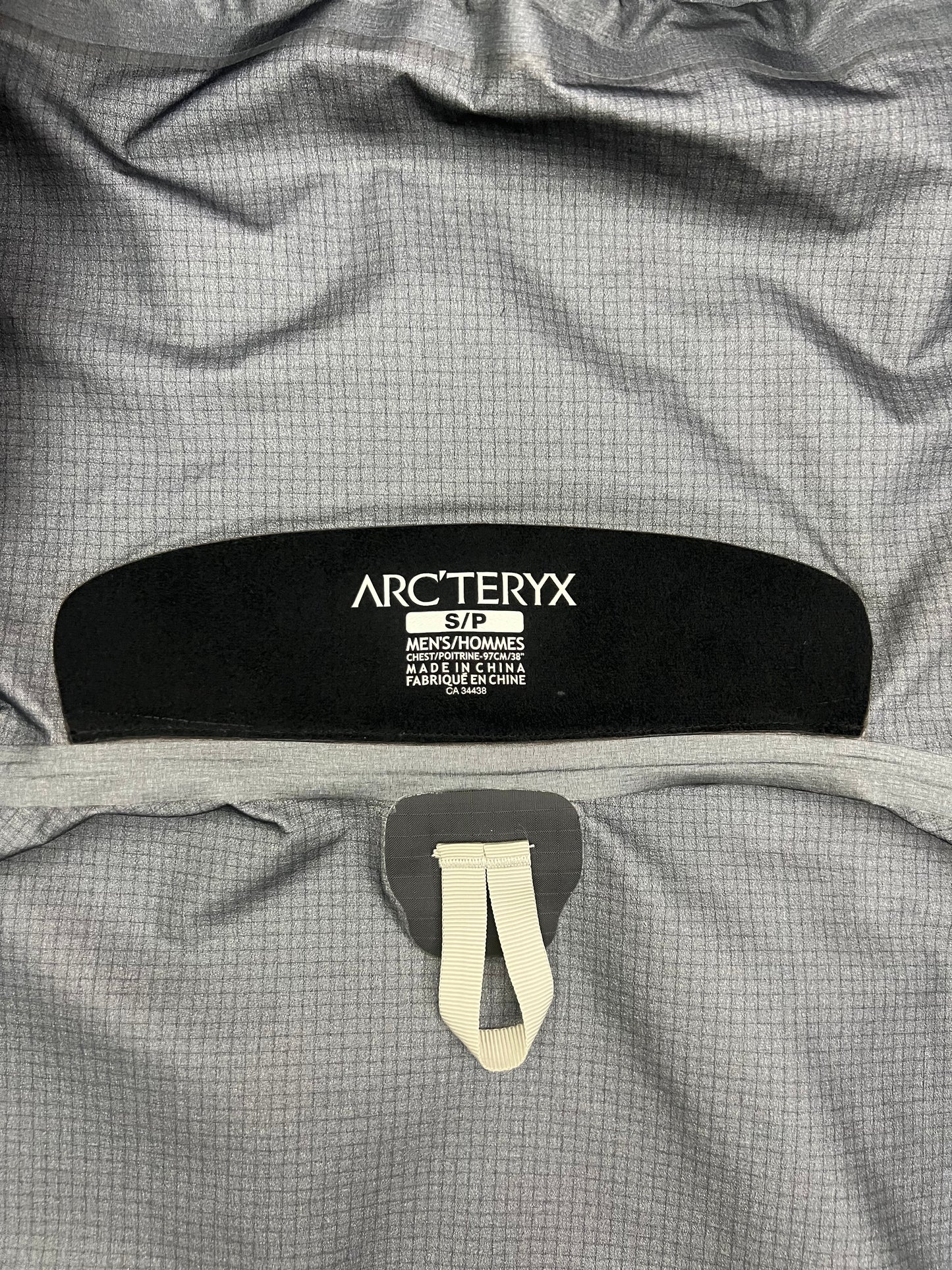 Arc’teryx Beta LT Jacket Pilot Grey Men’s S Small Gore-Tex Pro