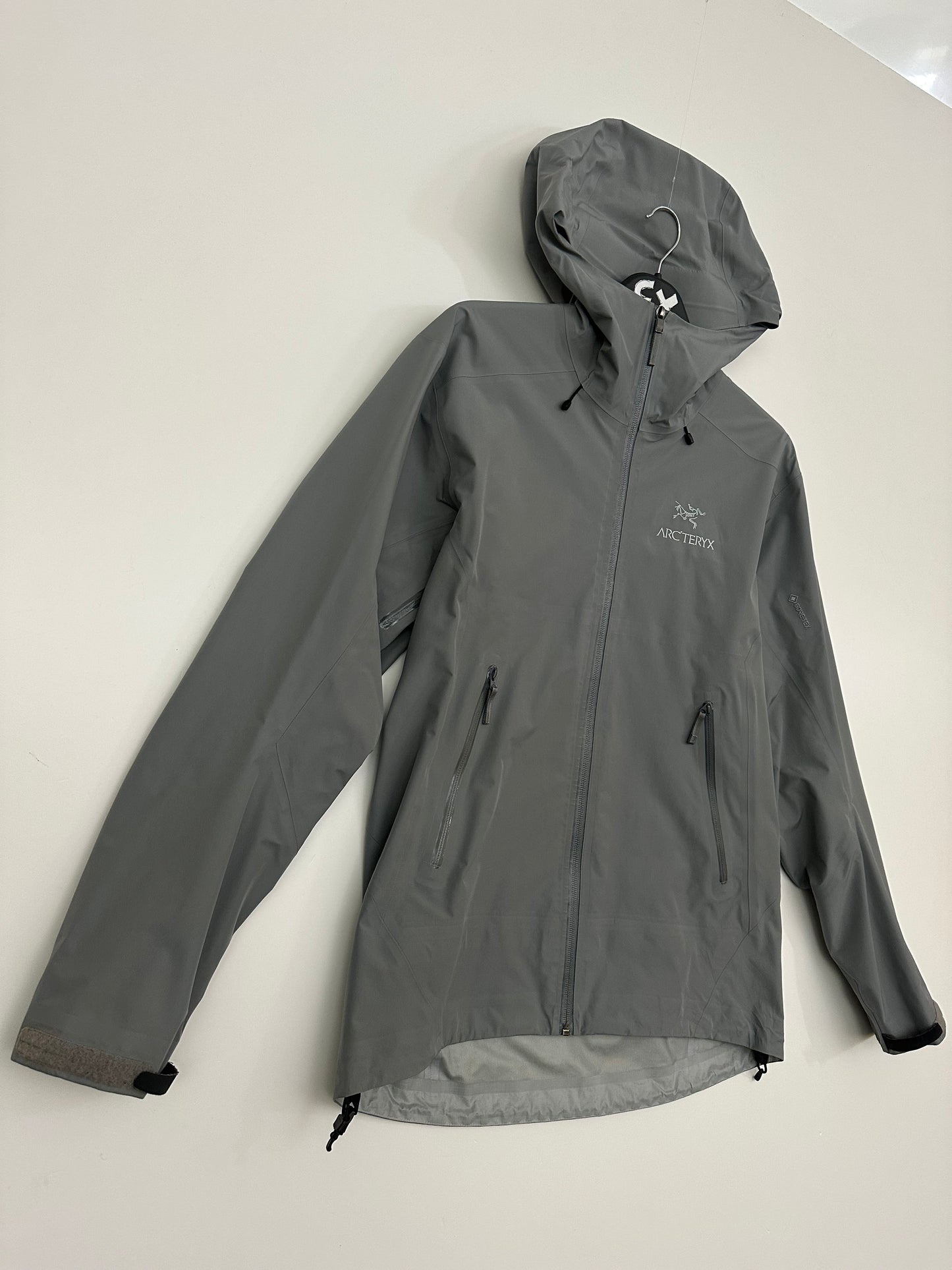 Arc’teryx Beta LT Jacket Binary Grey Men’s M Medium Gore-Tex