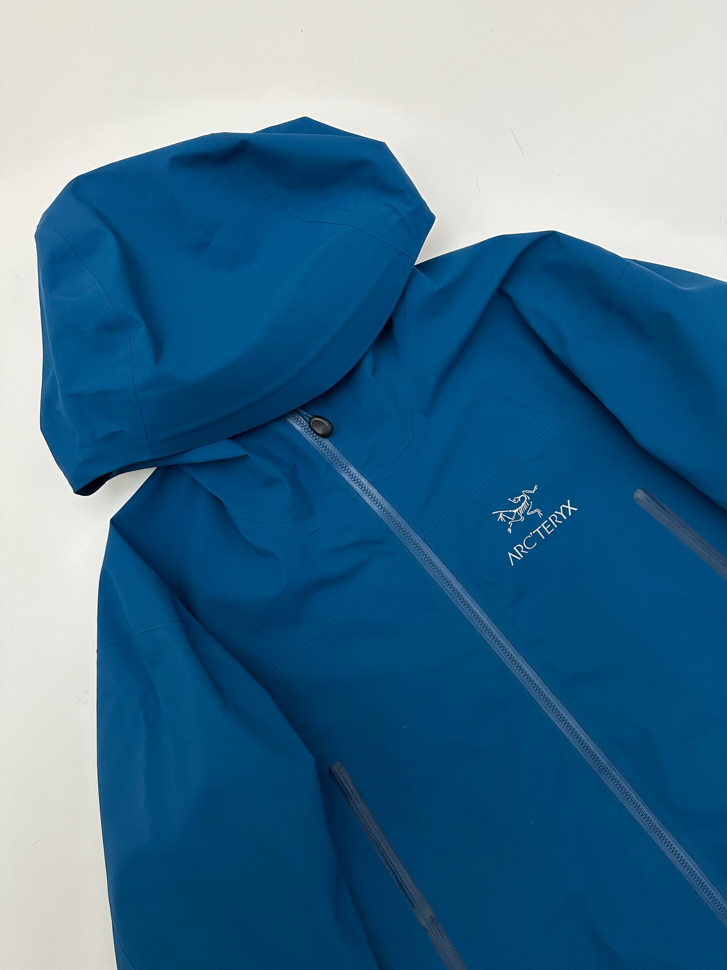 Arc’teryx Zeta AR Jacket Cobalt Sun Blue Men’s M Medium Gore-Tex