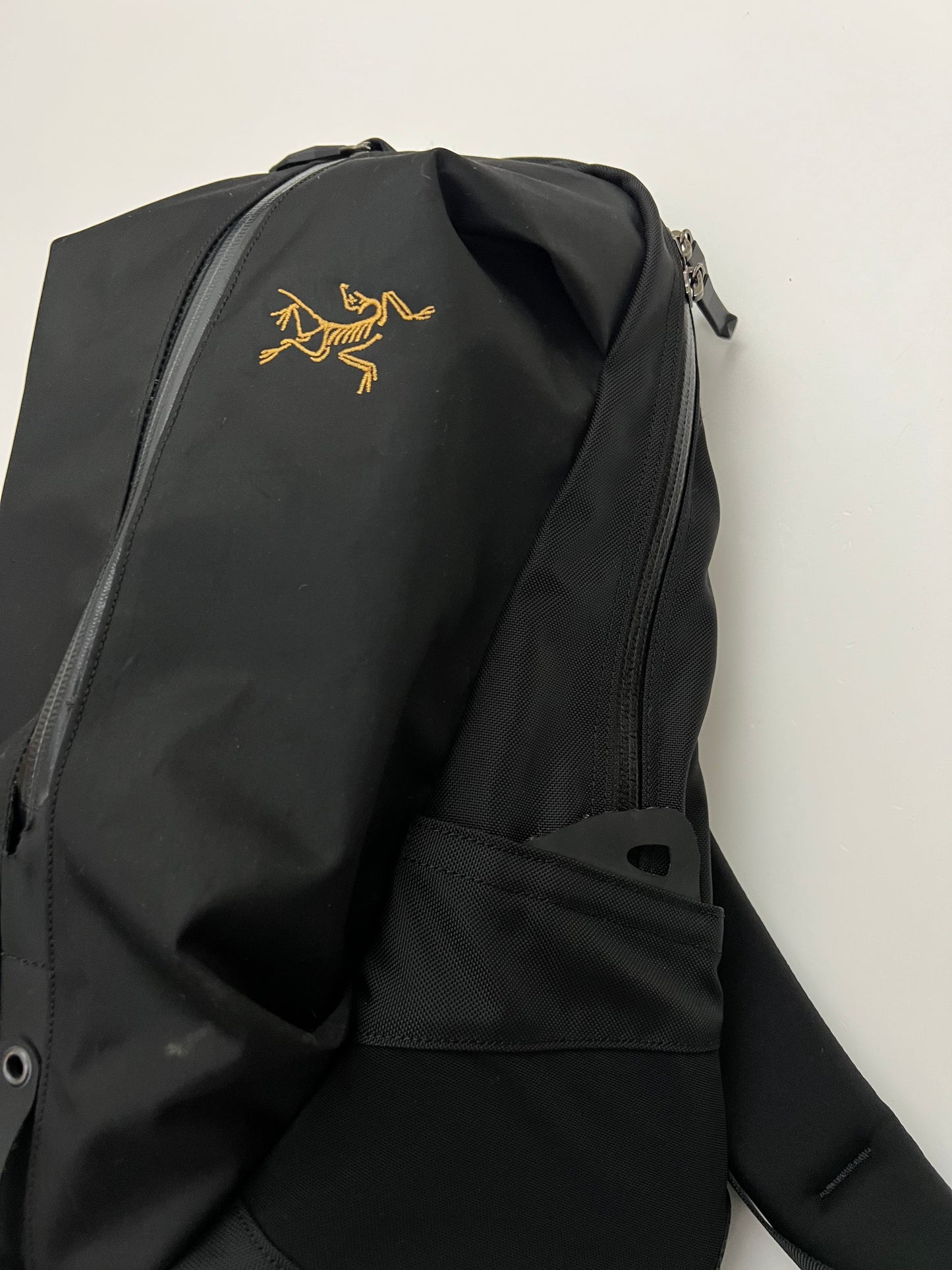 Arc’teryx Arro 16 Backpack Black