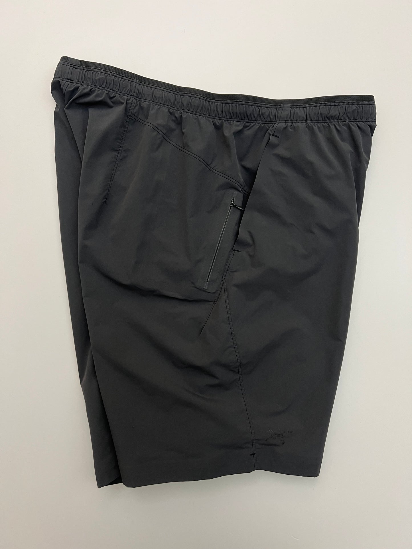 Arc’teryx Aptin Shorts Grey Men’s L Large
