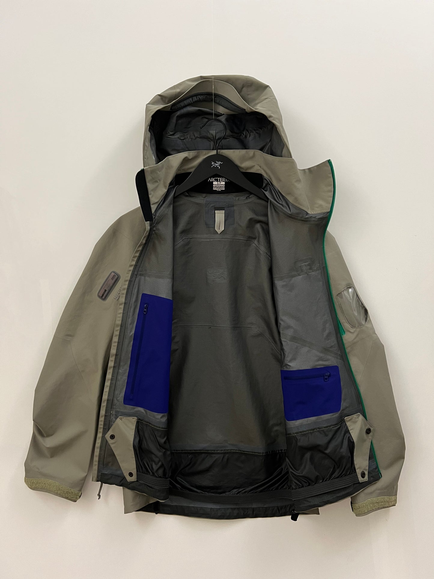 Arc'teryx Sidewinder SV Jacket Quail Grey Men’s S Small Gore-Tex Pro RECCO