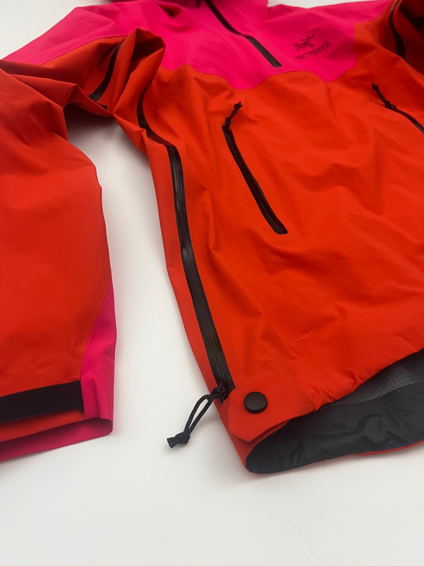 Arc’teryx Alpha Pullover Tourmaline / Phoenix Women’s M Medium Gore-Tex Pro