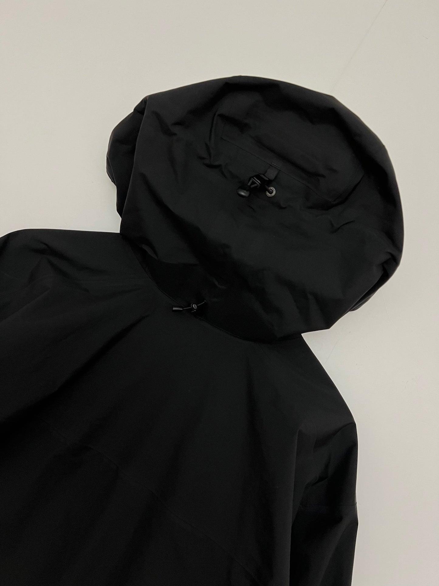 Arc’teryx Beta AR Jacket Stormhood Black Men’s XXL Gore-Tex Pro RECCO