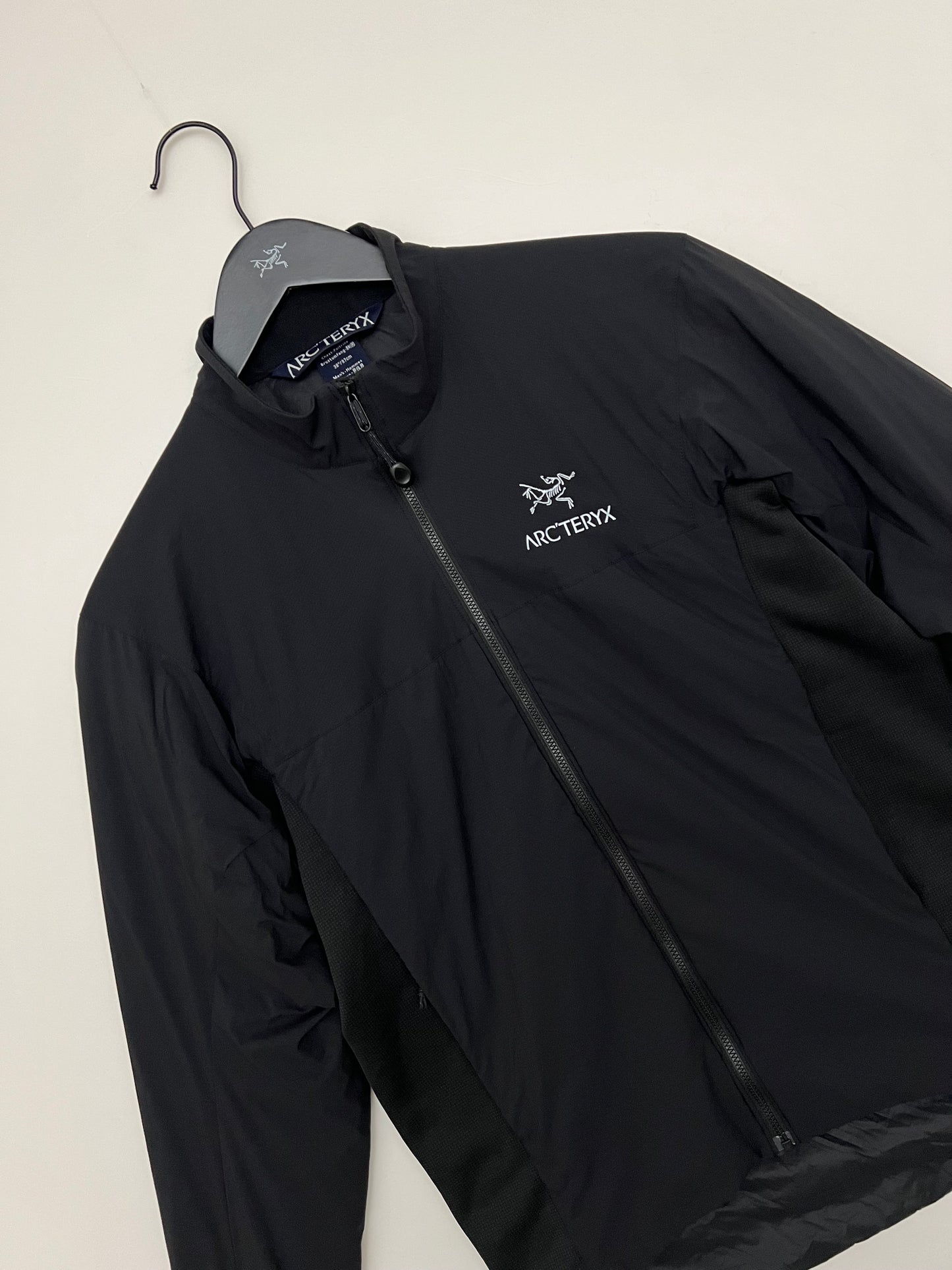 Arc’teryx Atom LT Jacket Black Men’s S Small